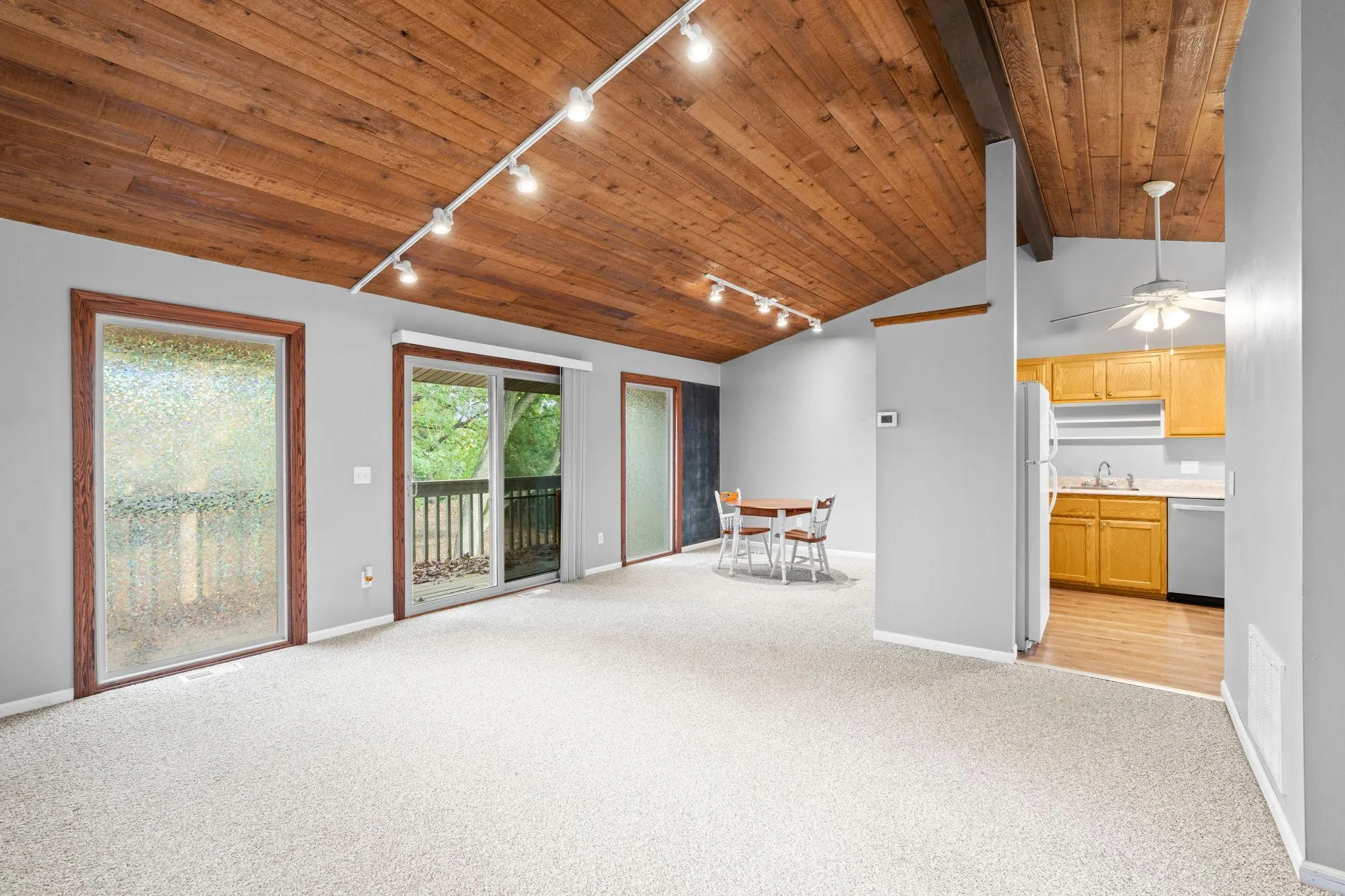 Photo 9 of 6384 Aspenwood Plaza