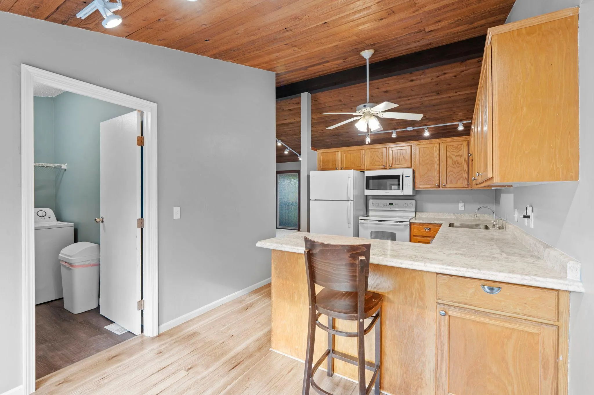 Photo 17 of 6384 Aspenwood Plaza