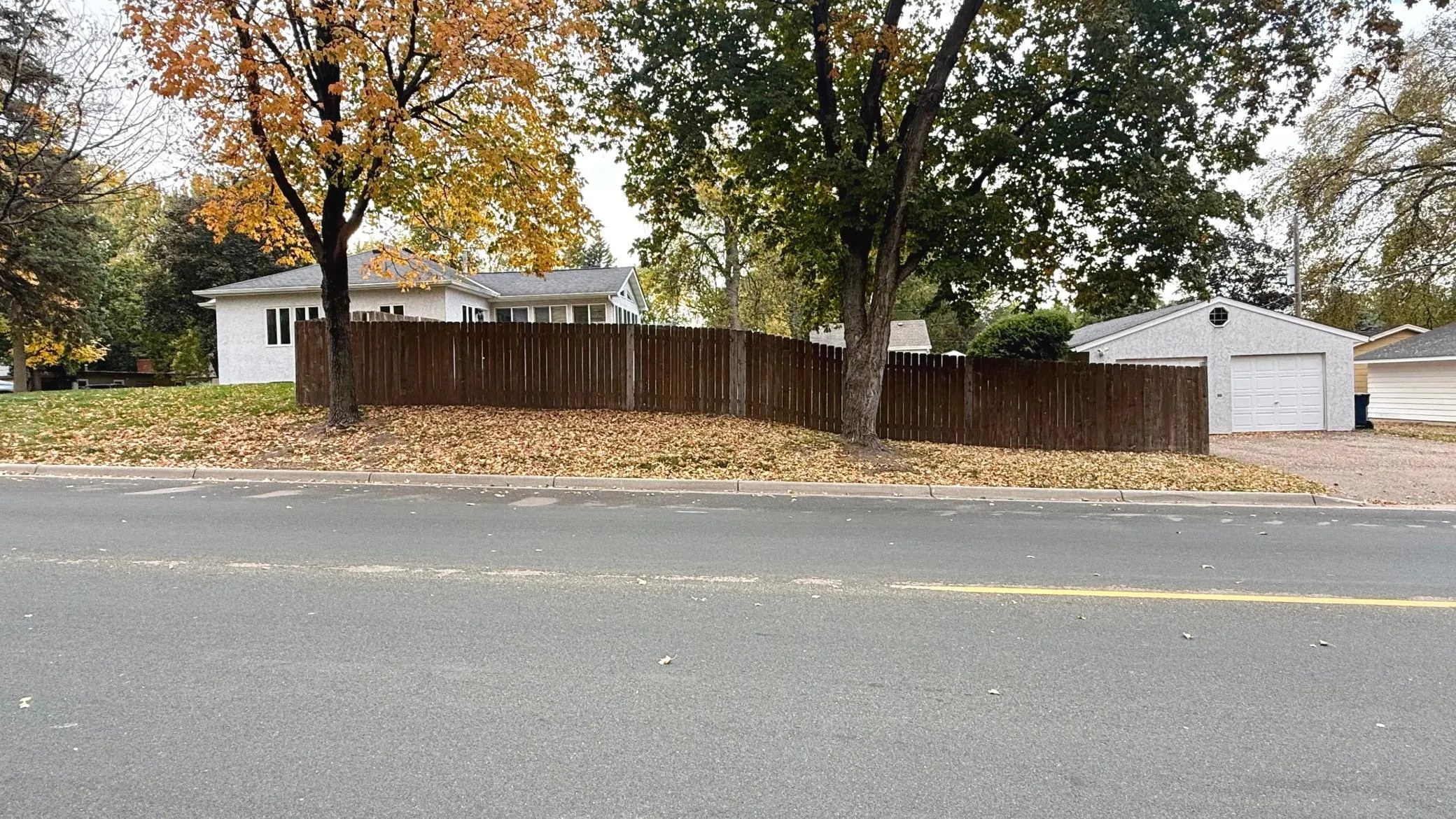 Photo 4 of 635 8th E Avenue