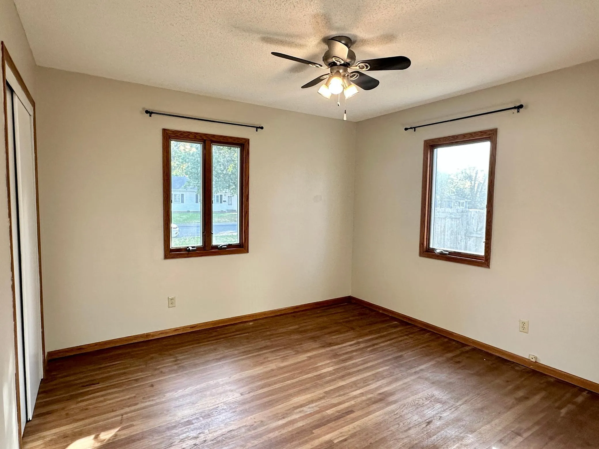 Photo 15 of 635 8th E Avenue