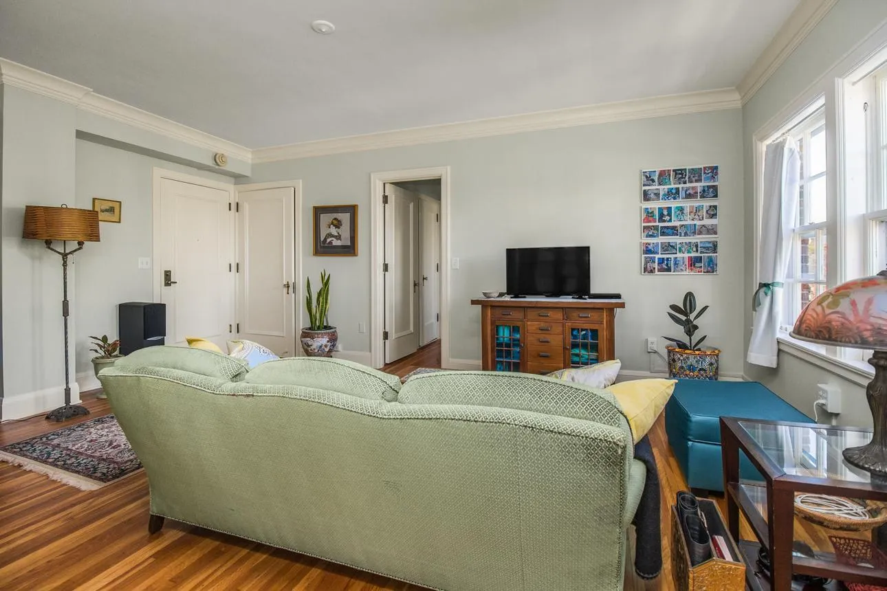 Photo 10 of 2615 Park Avenue Unit 307