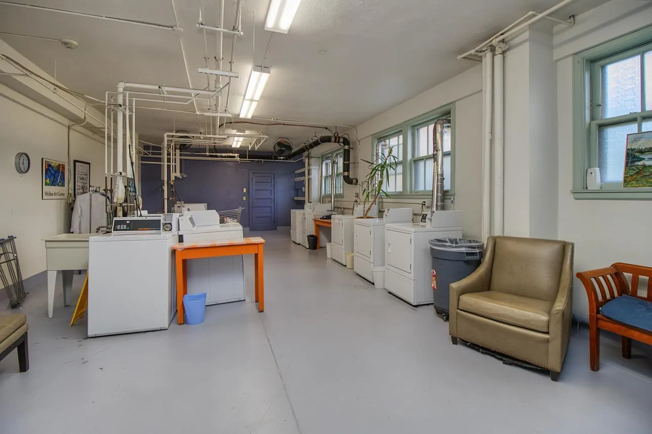 Photo 24 of 2615 Park Avenue Unit 307