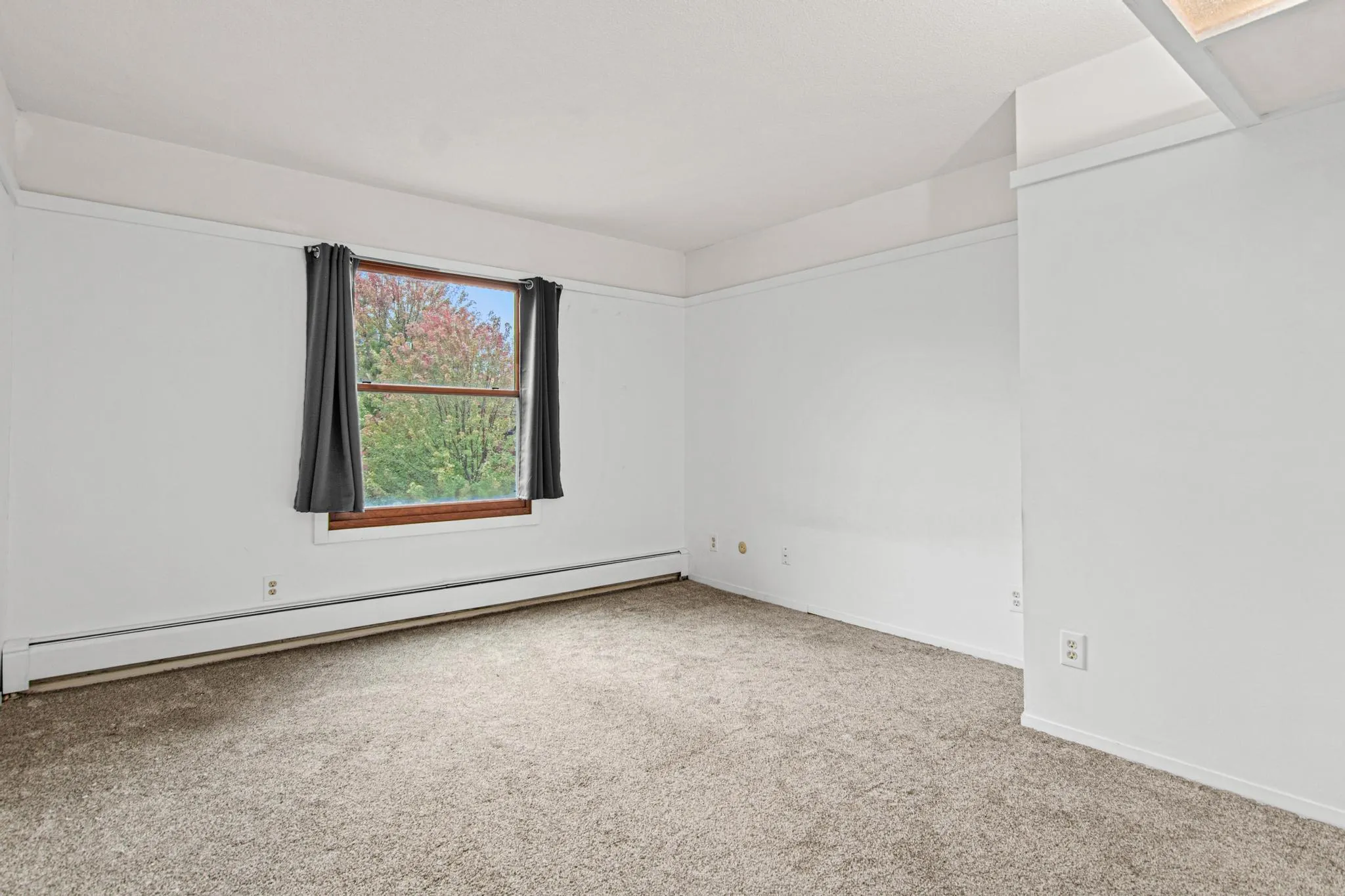 Photo 8 of 2230 Midland Grove Road Unit 305
