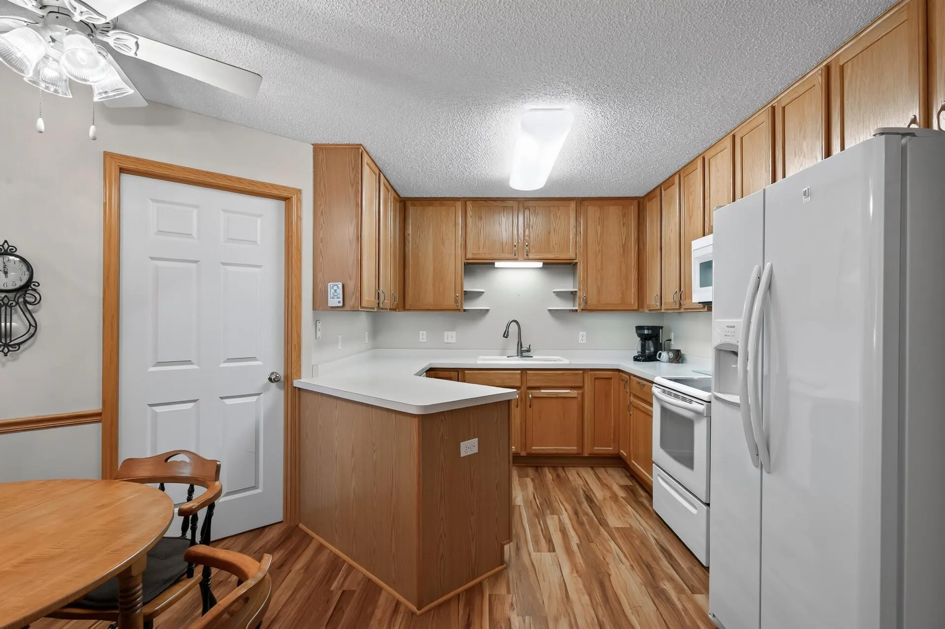 Photo 5 of 14437 Edgewood Avenue