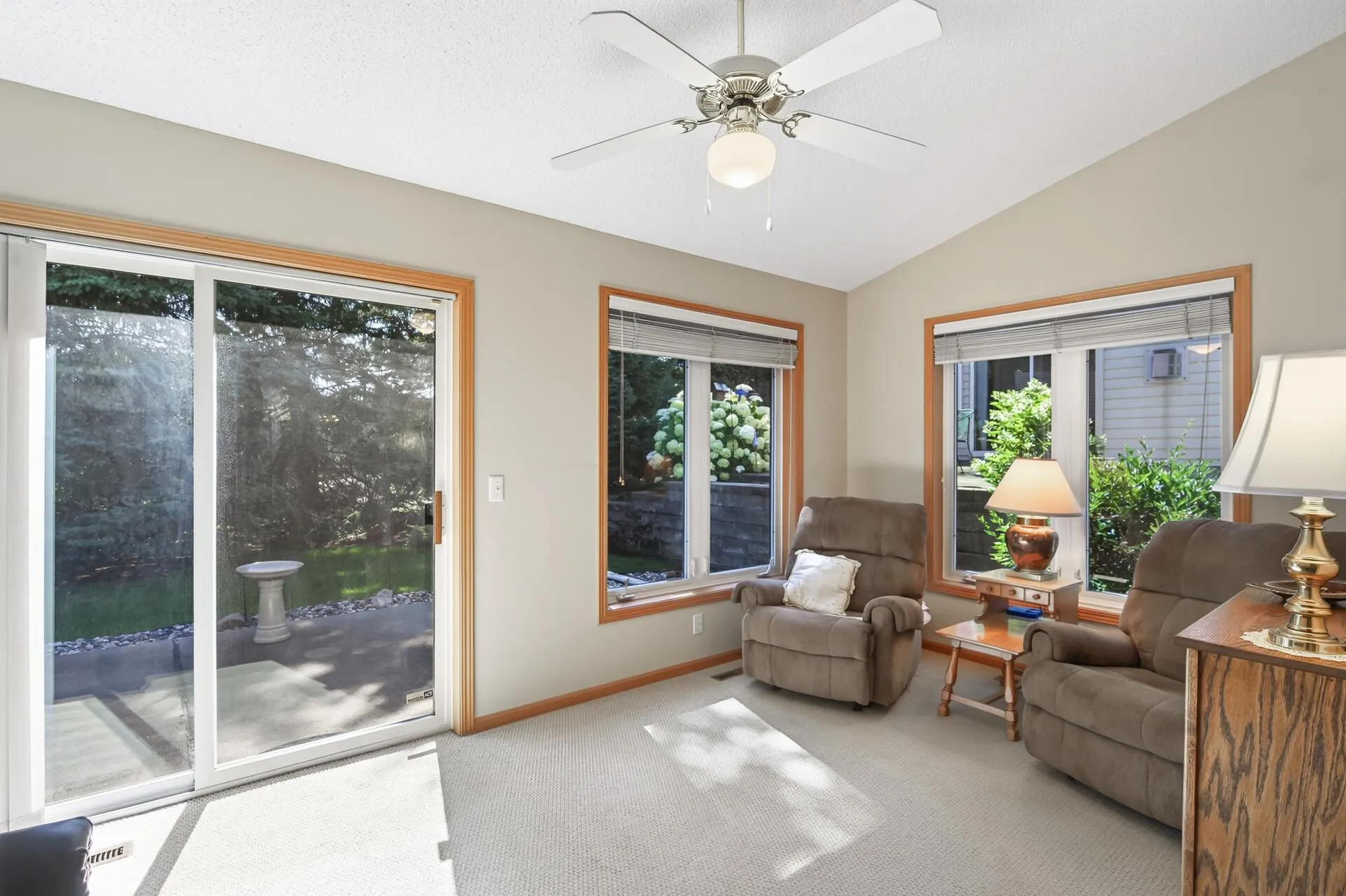 Photo 14 of 14437 Edgewood Avenue