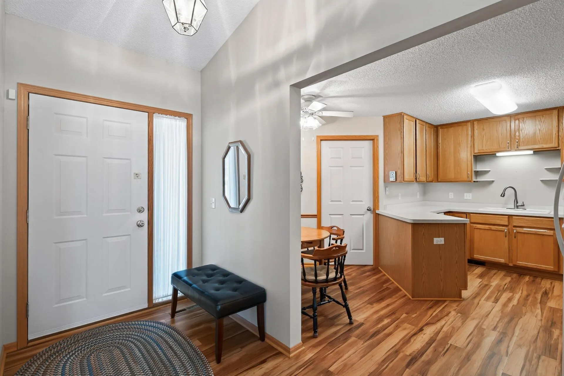 Photo 4 of 14437 Edgewood Avenue