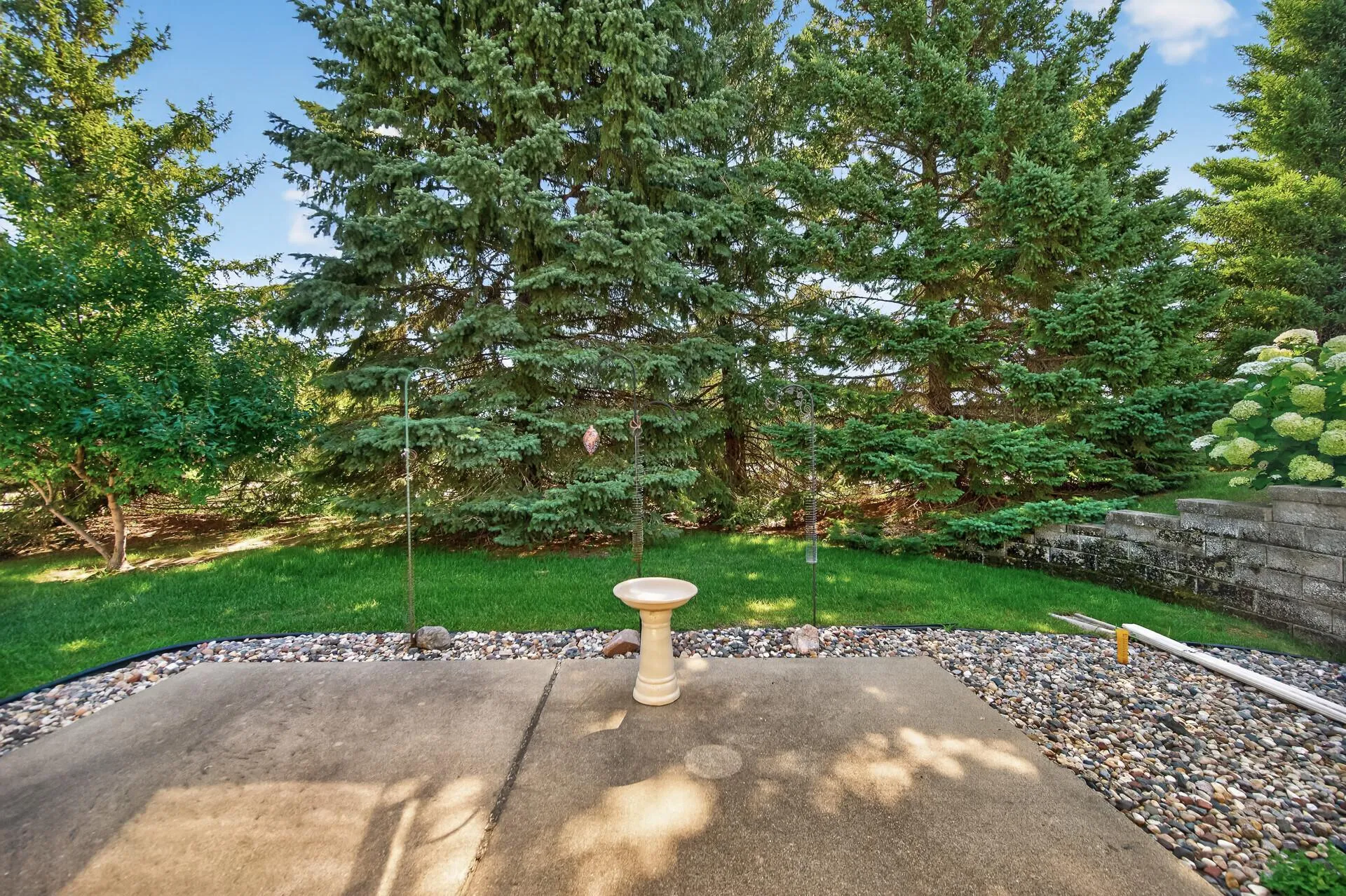 Photo 25 of 14437 Edgewood Avenue