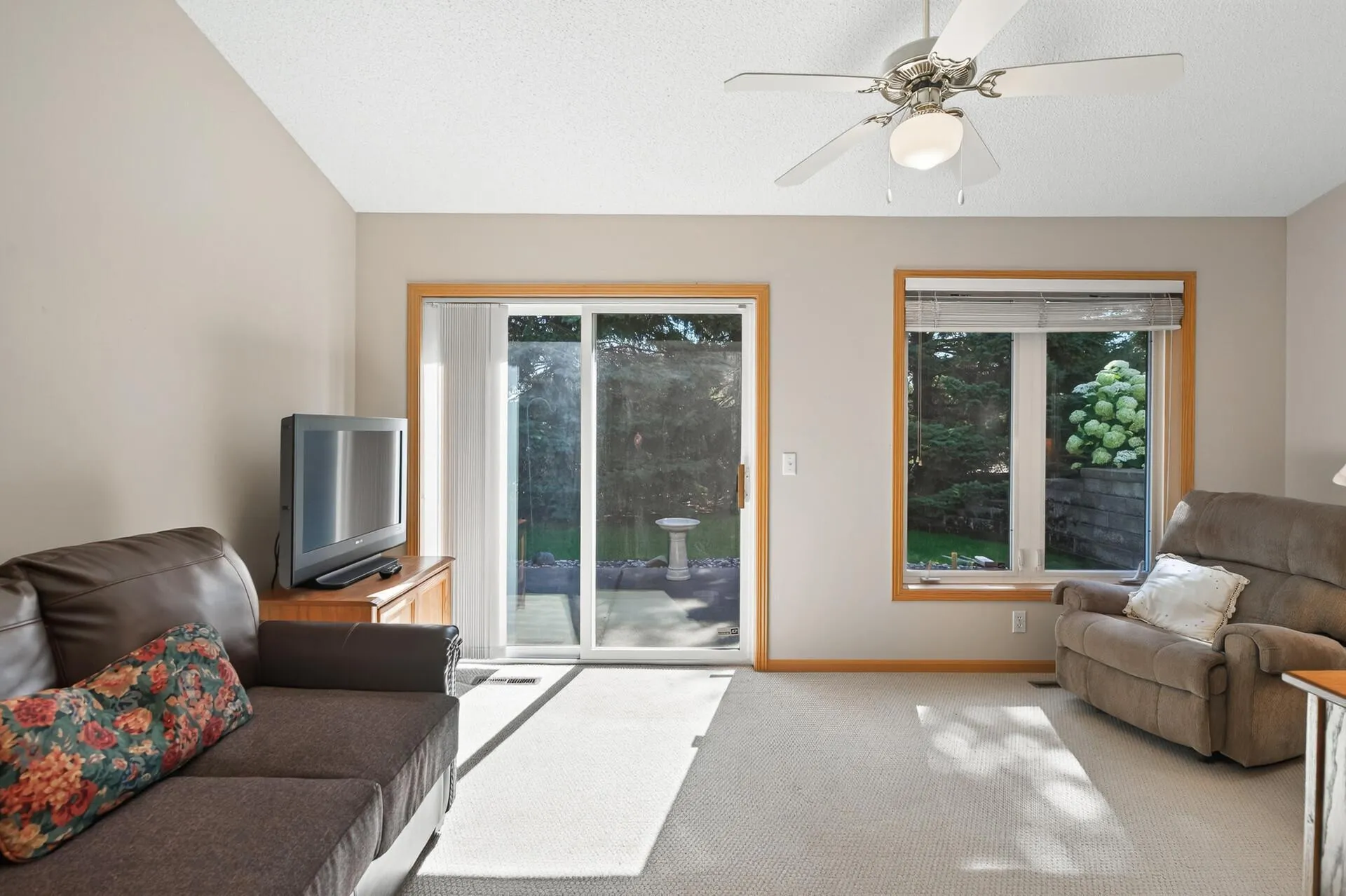 Photo 12 of 14437 Edgewood Avenue