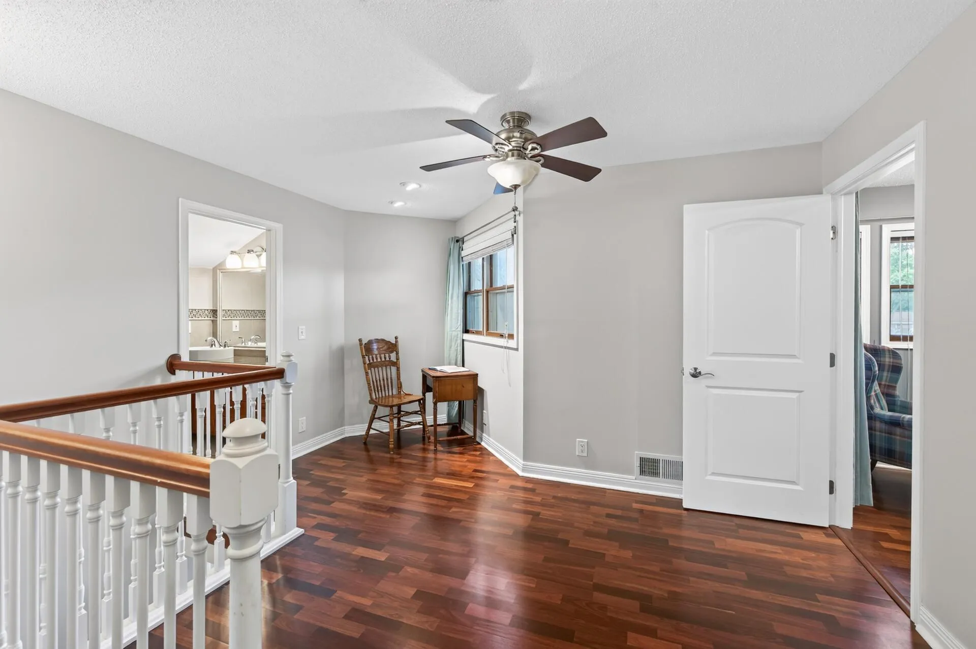 Photo 36 of 2420 Simpson Street