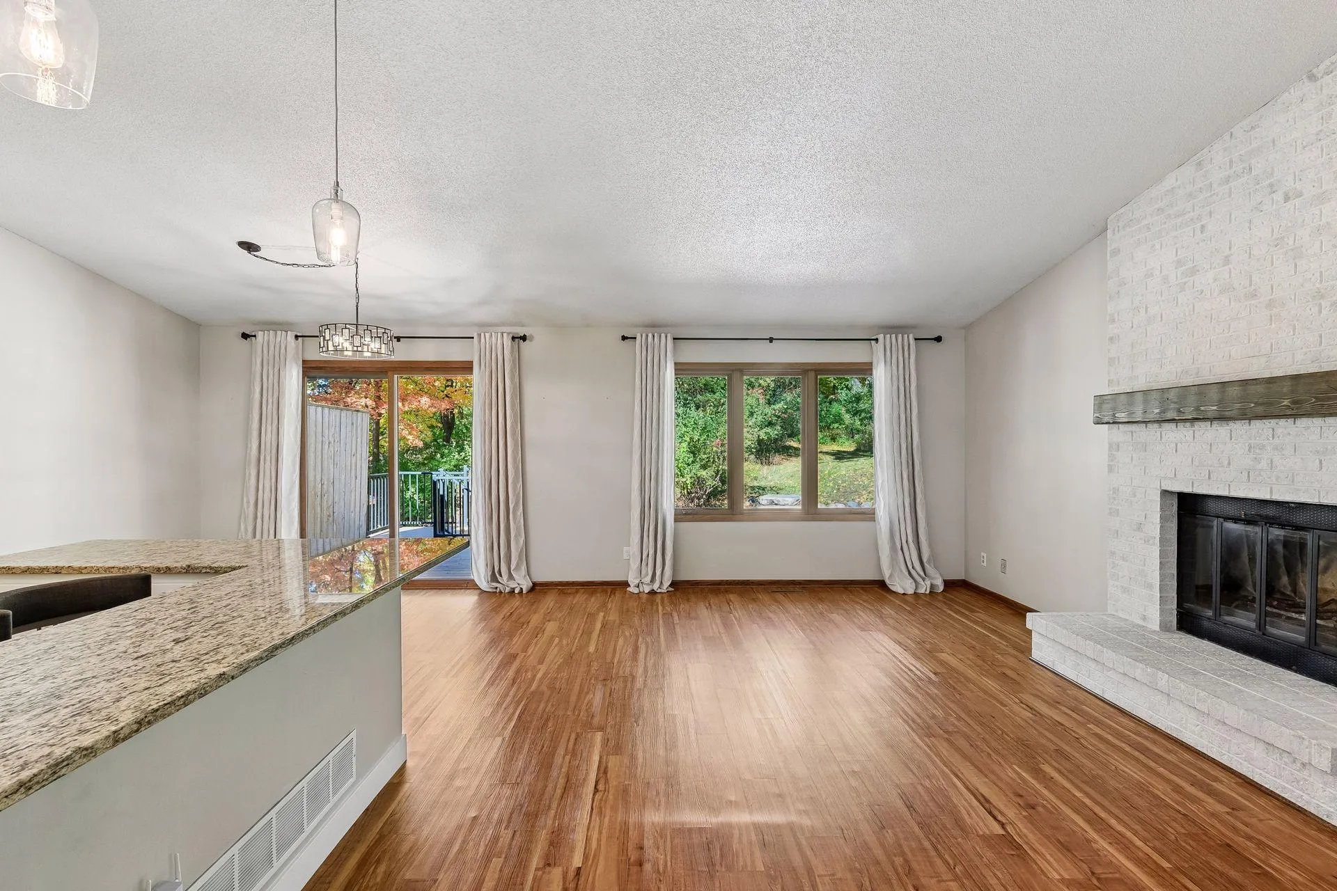 Photo 10 of 20550 Excelsior Boulevard