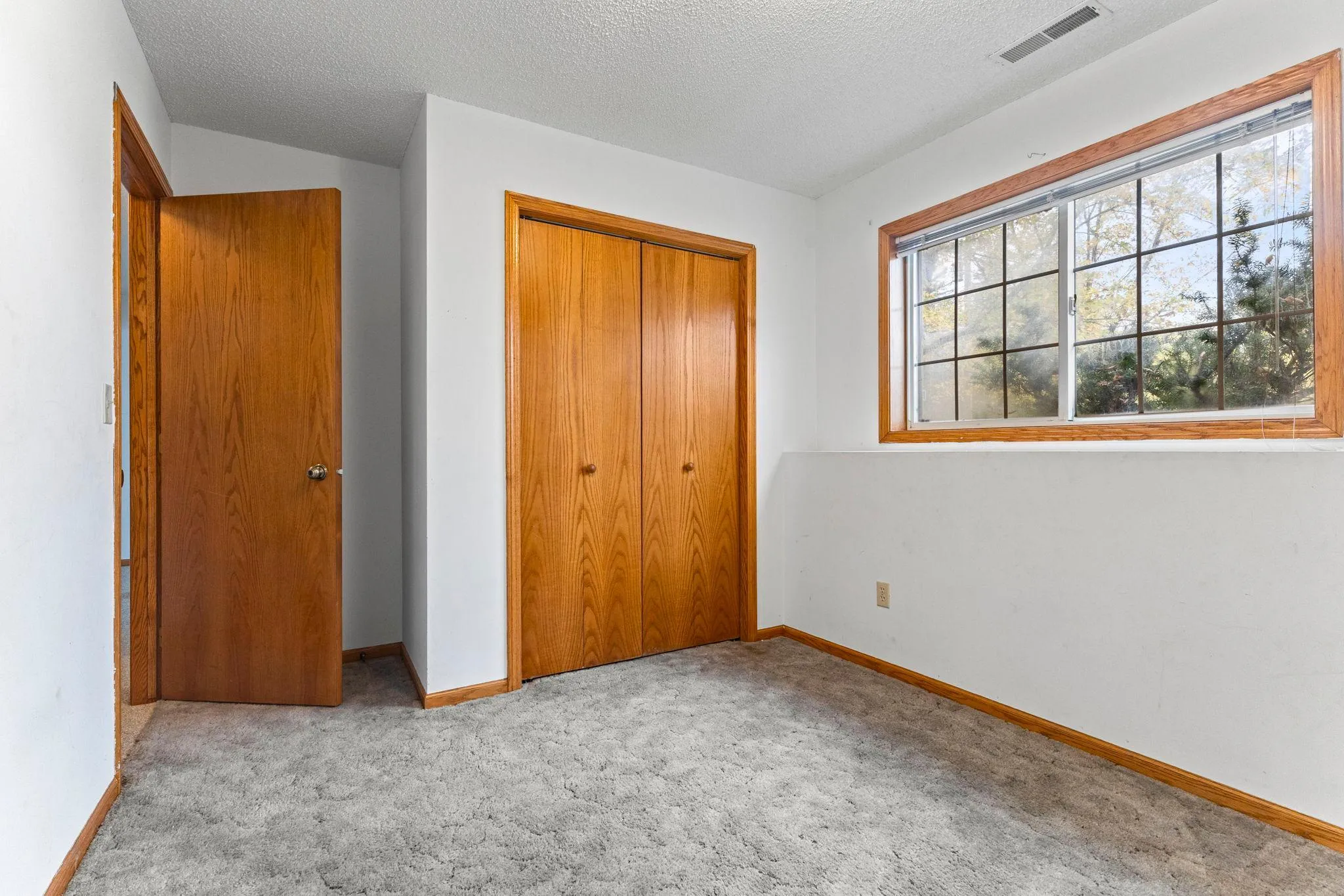 Photo 31 of 15910 Grunwald Nw Avenue