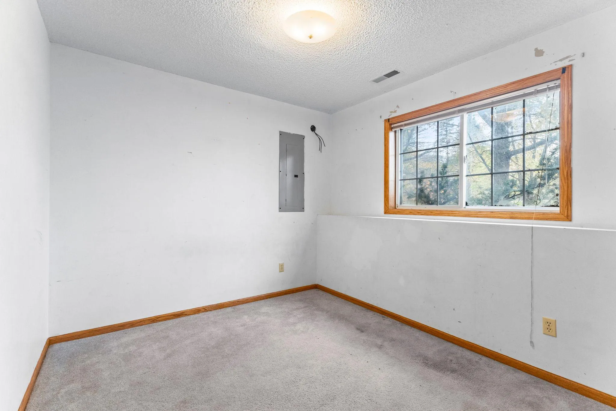 Photo 35 of 15910 Grunwald Nw Avenue