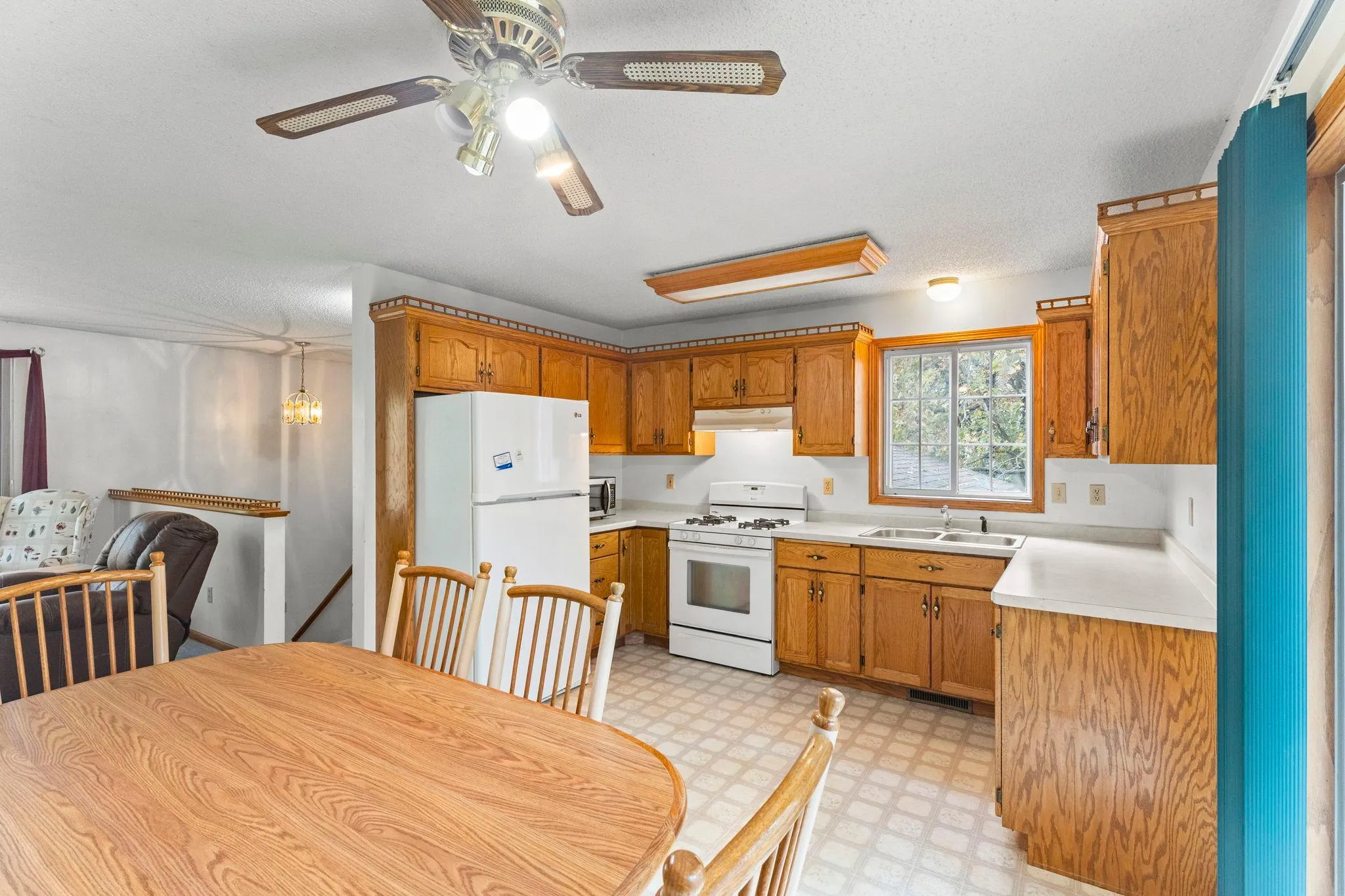 Photo 14 of 15910 Grunwald Nw Avenue