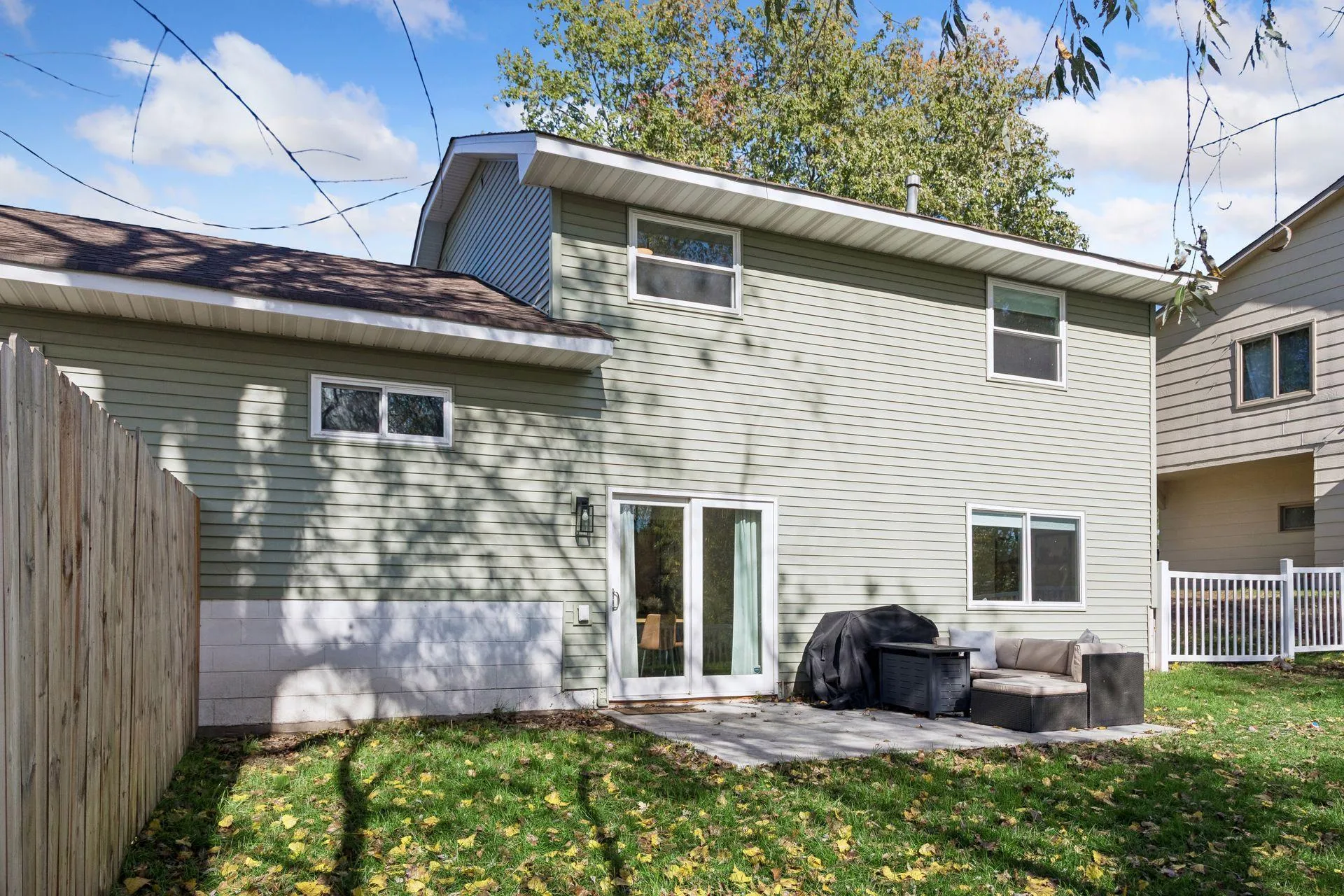 Photo 29 of 190 Transit Avenue