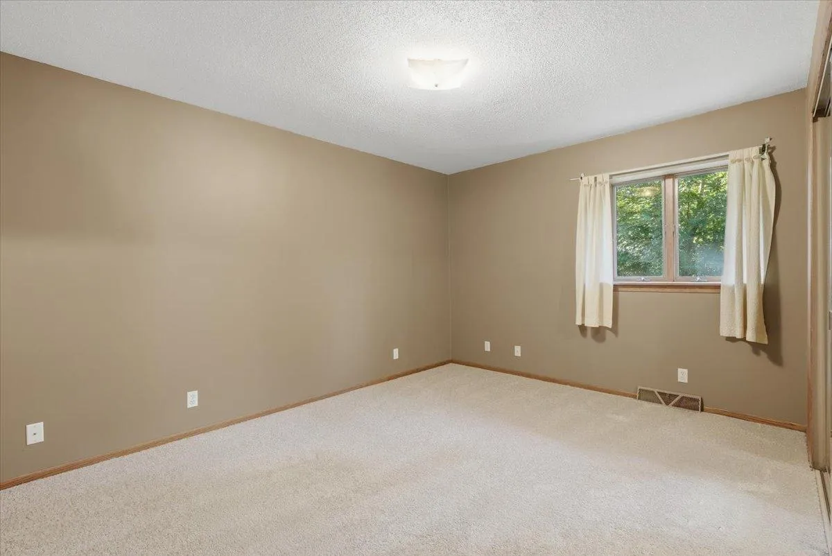 Photo 10 of 2079 Asplund Road