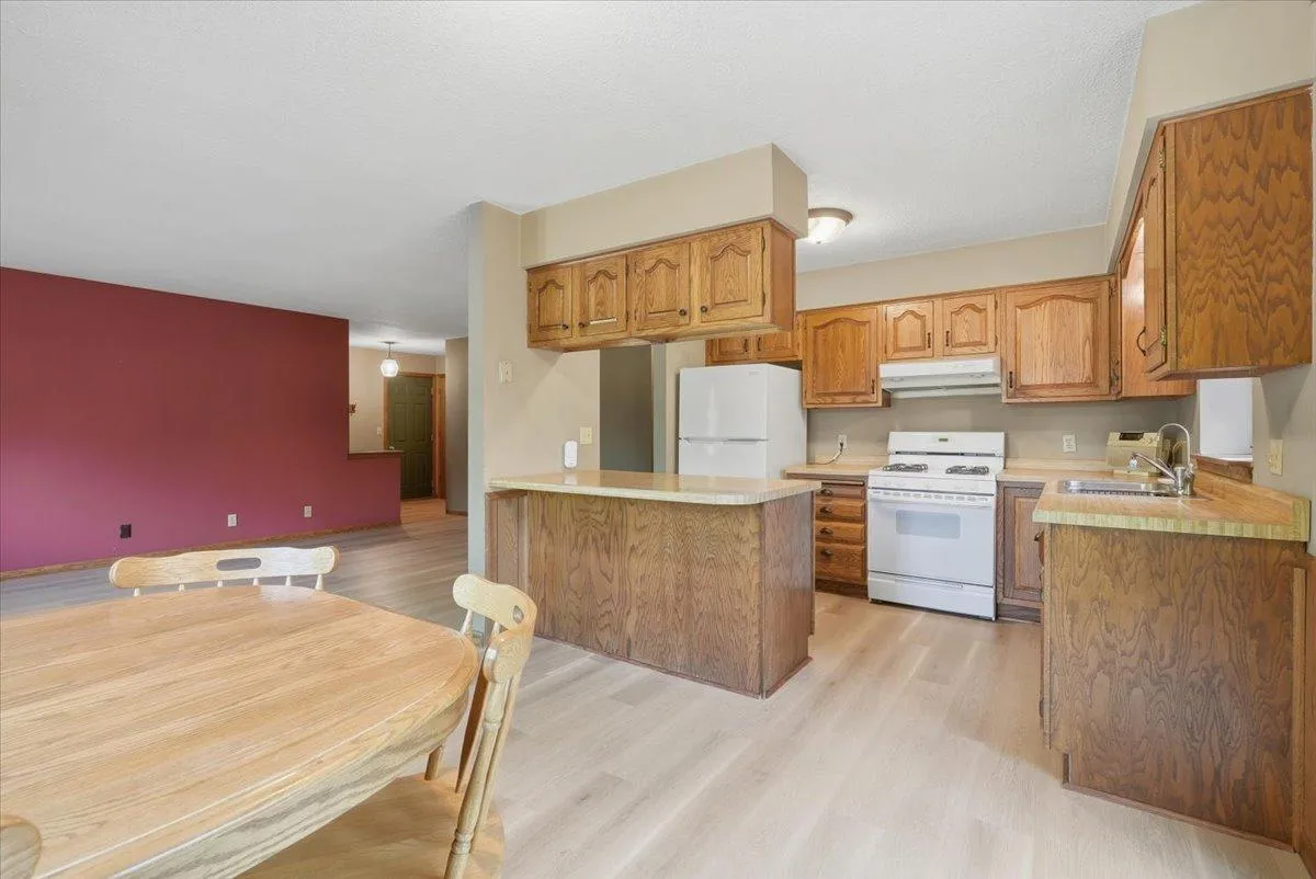 Photo 7 of 2079 Asplund Road