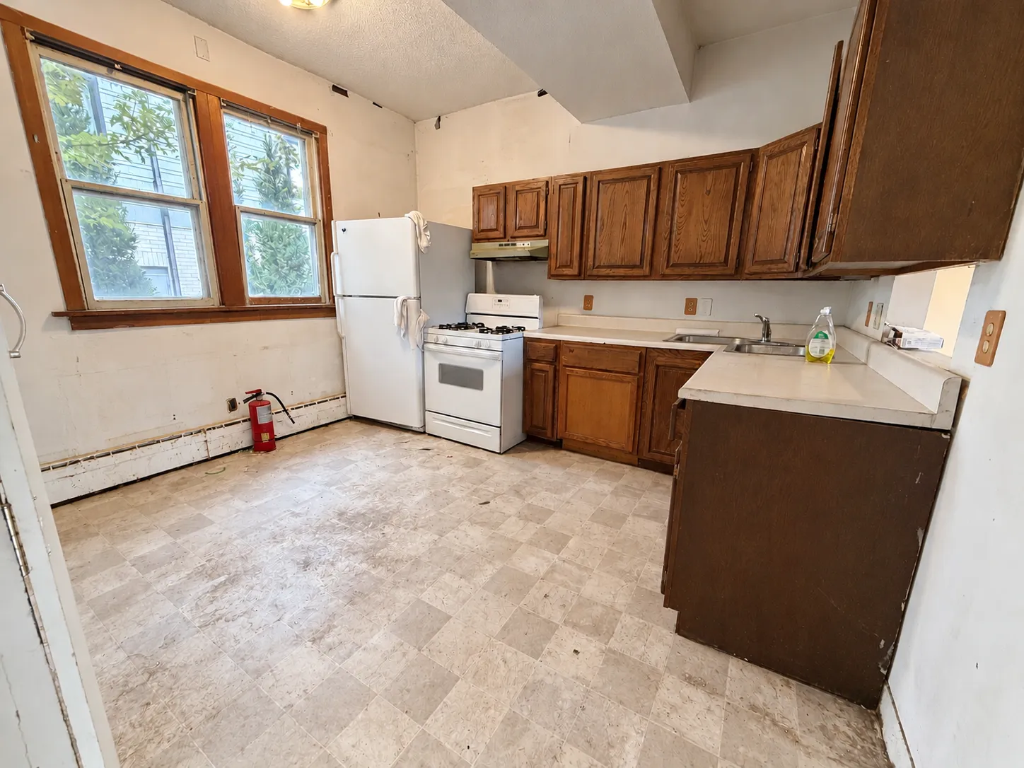 Photo 15 of 2620 Stevens Avenue