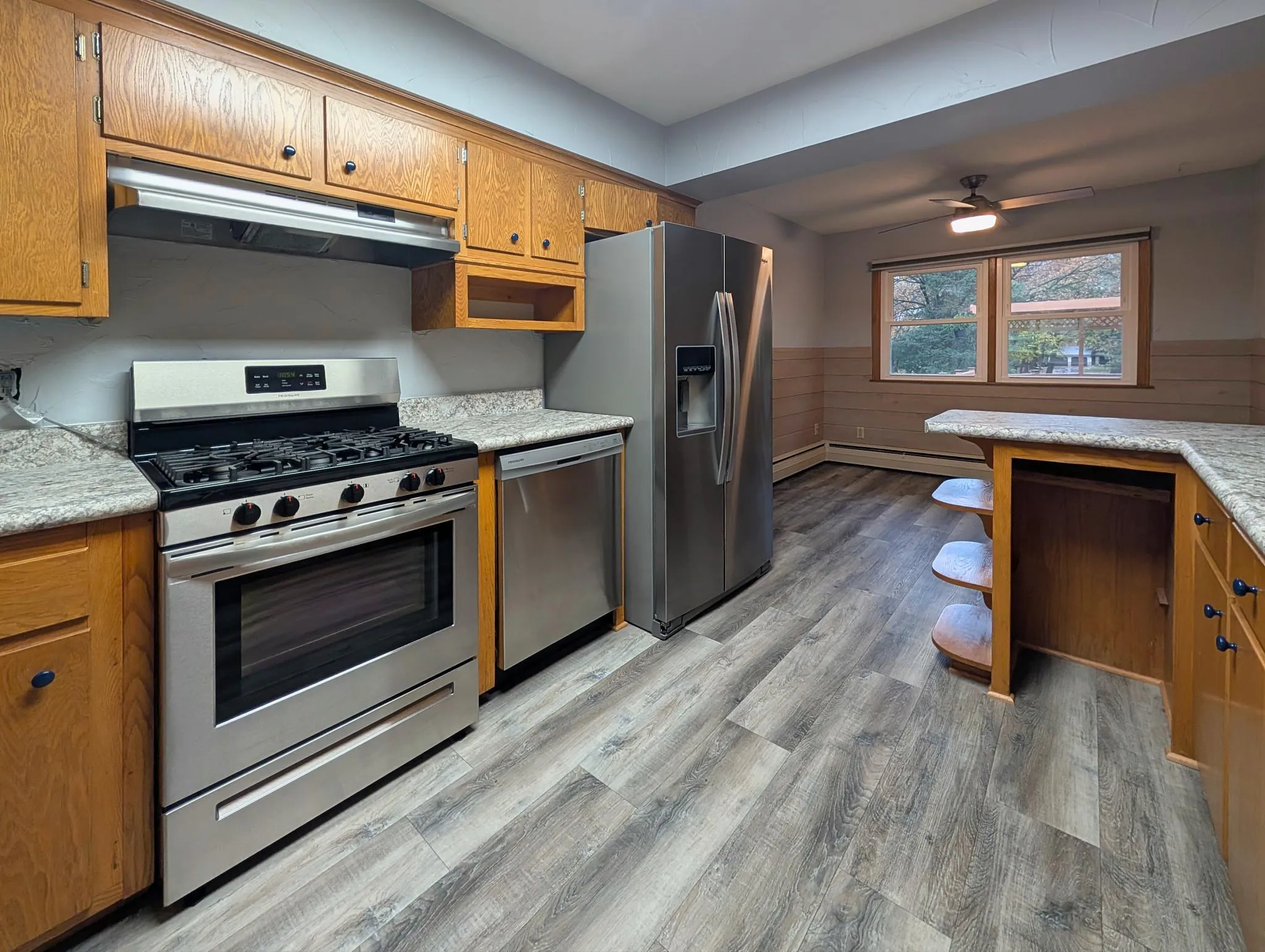 Photo 9 of 10701 Mississippi Nw Boulevard