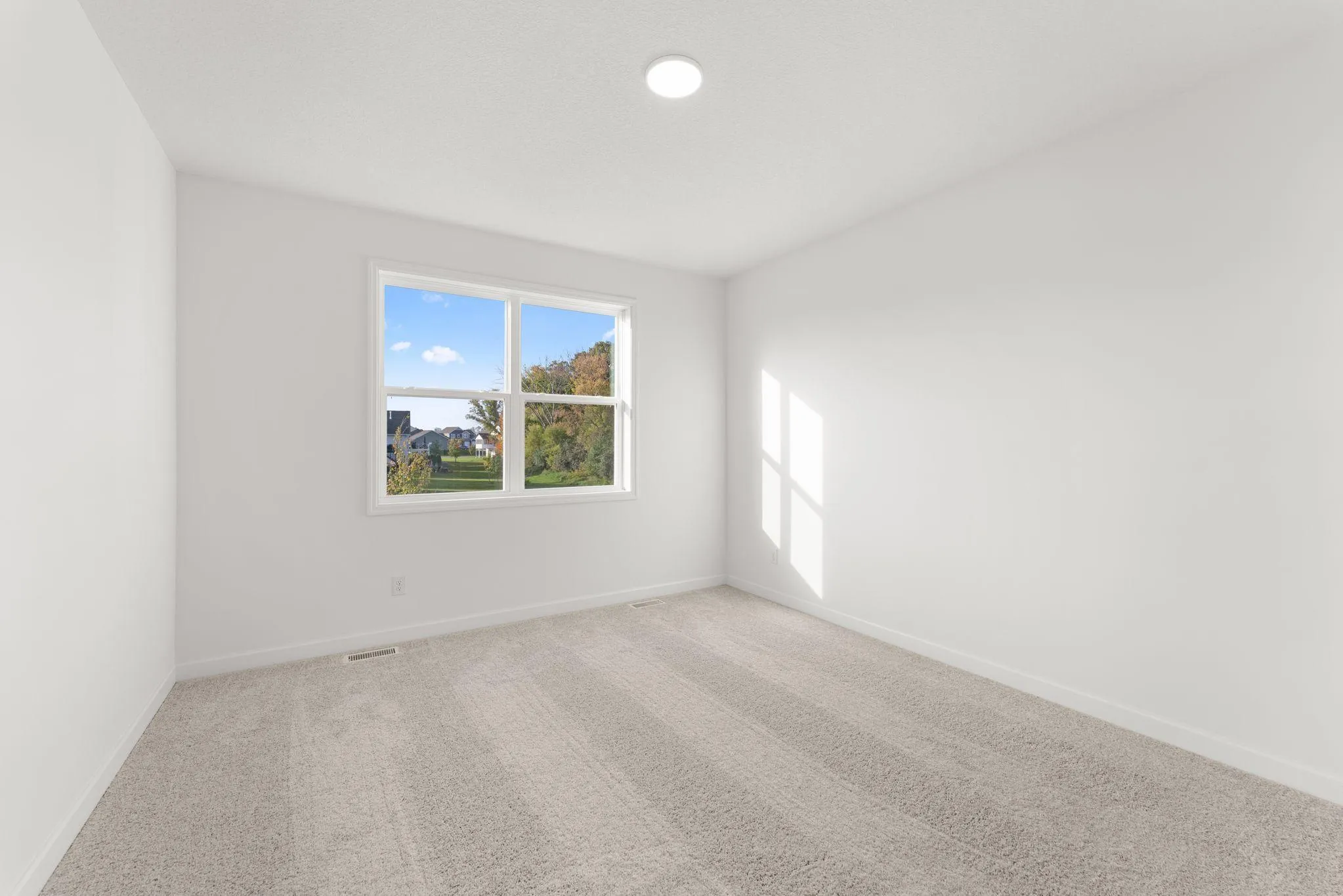 Photo 9 of 4332 132nd Ne Avenue