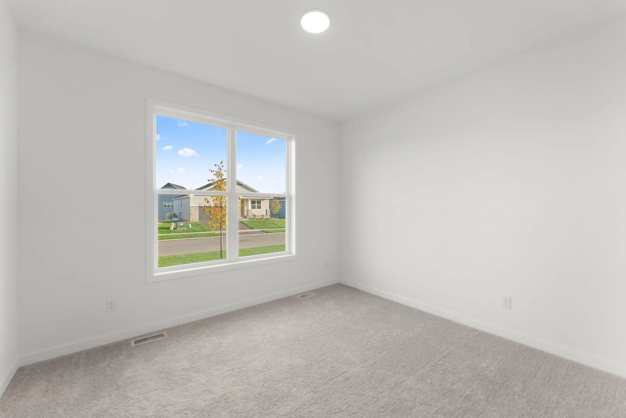 Photo 13 of 4332 132nd Ne Avenue