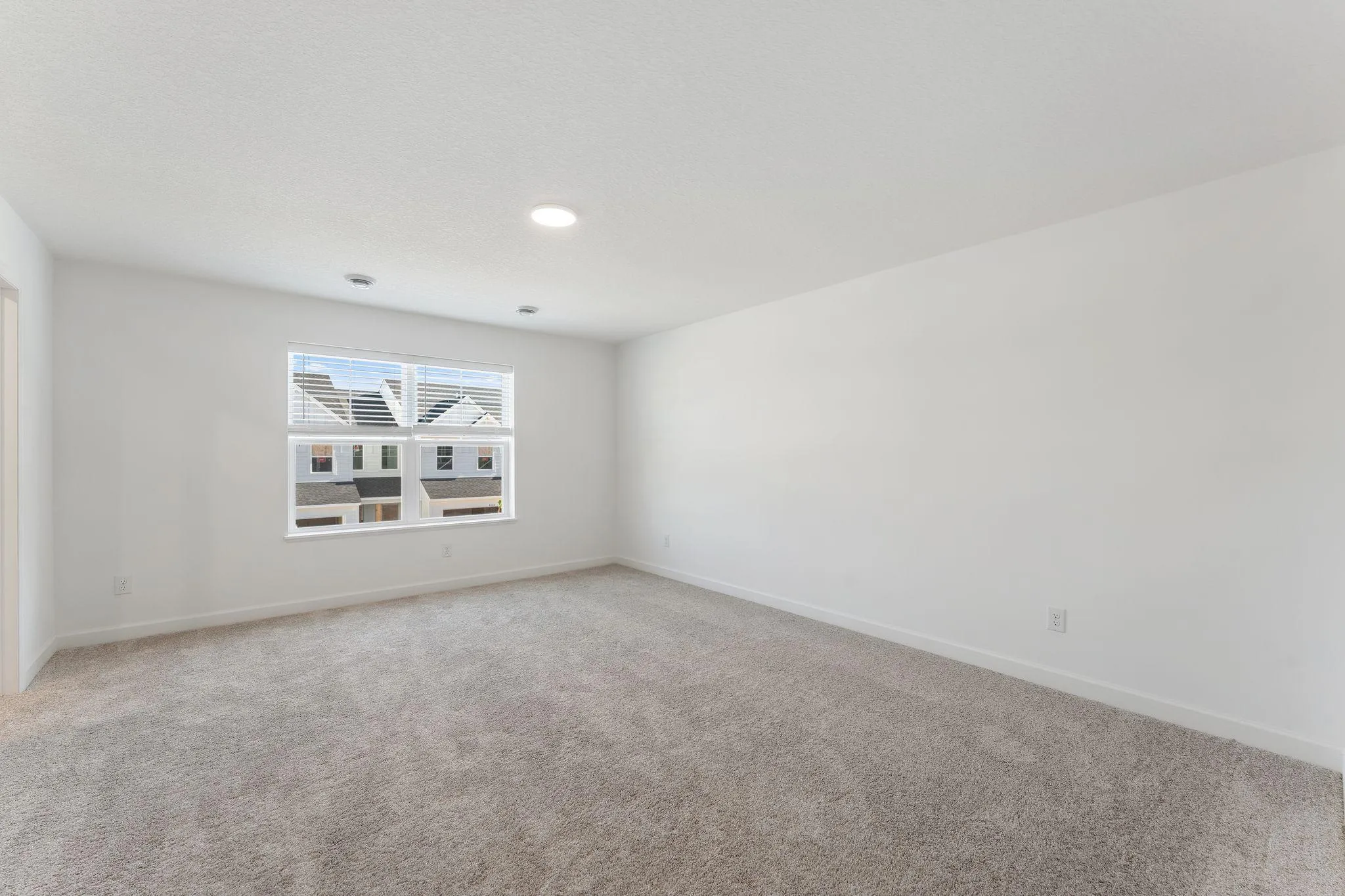 Photo 9 of 4042 Hayward N Avenue