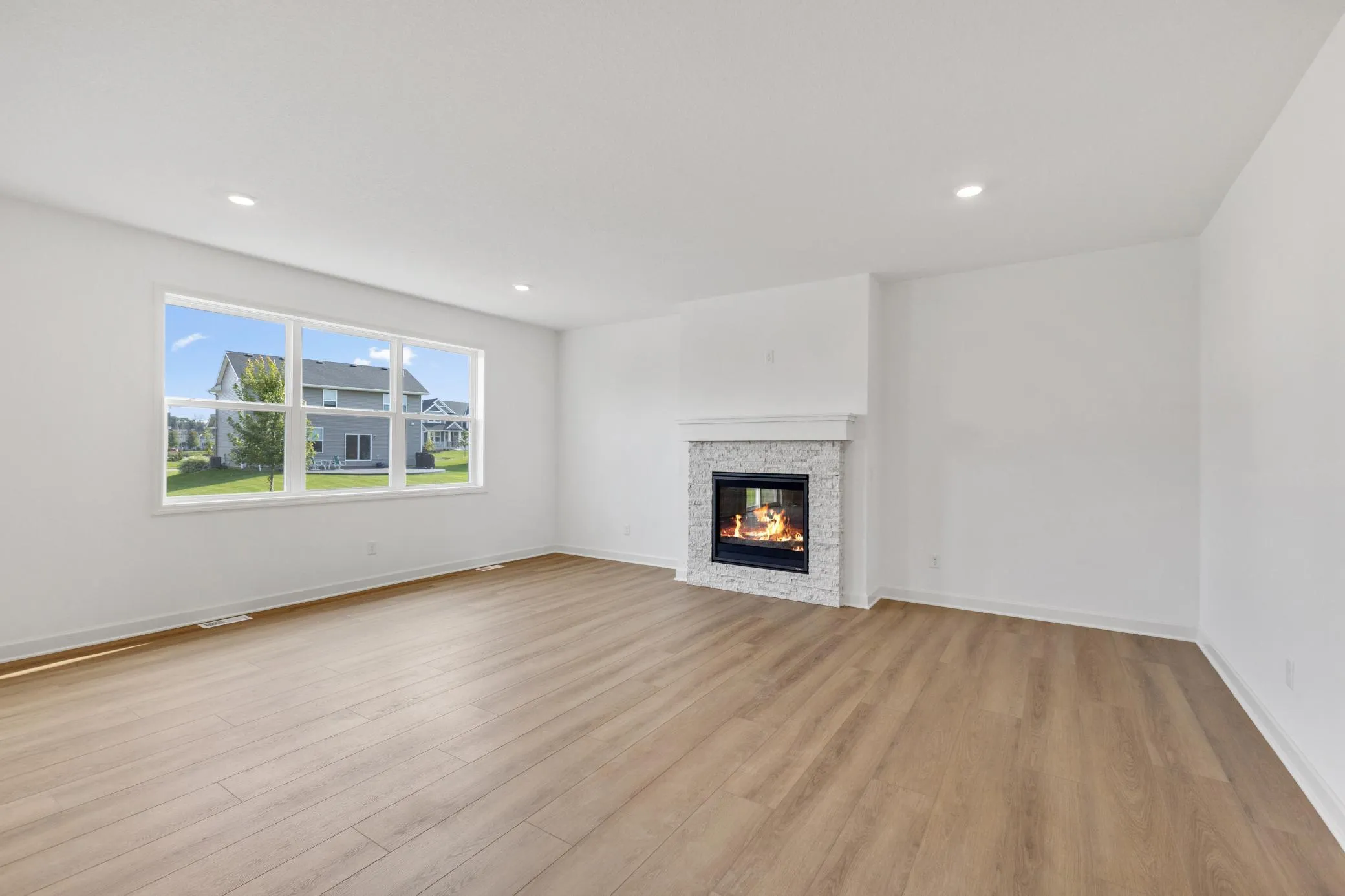 Photo 6 of 656 Sierra Parkway