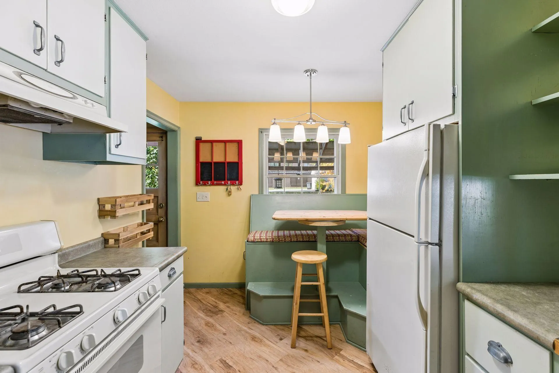 Photo 8 of 5000 E 54th Street