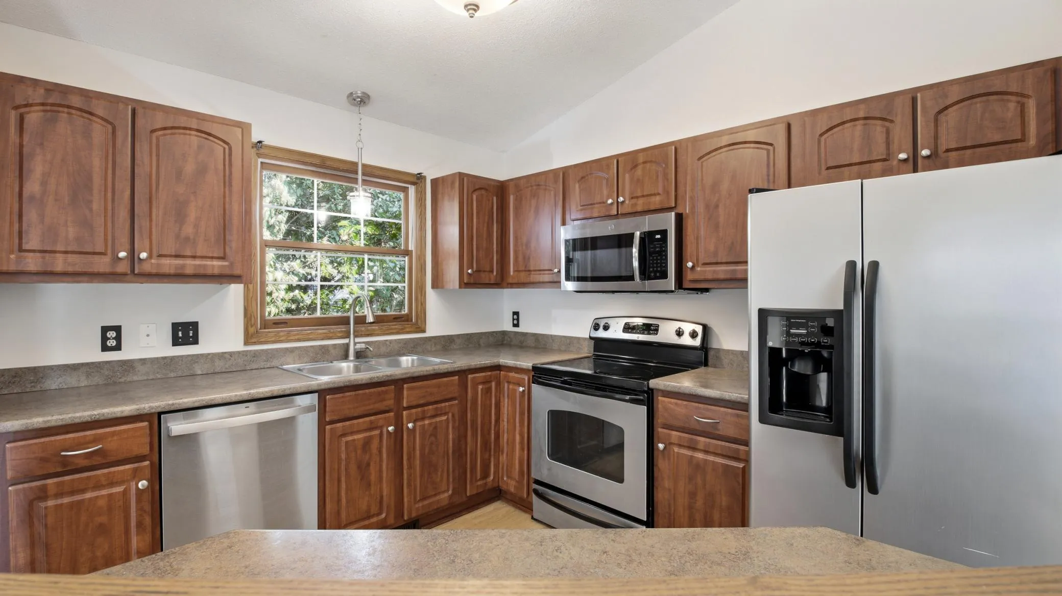 Photo 10 of 17604 Lorence Way