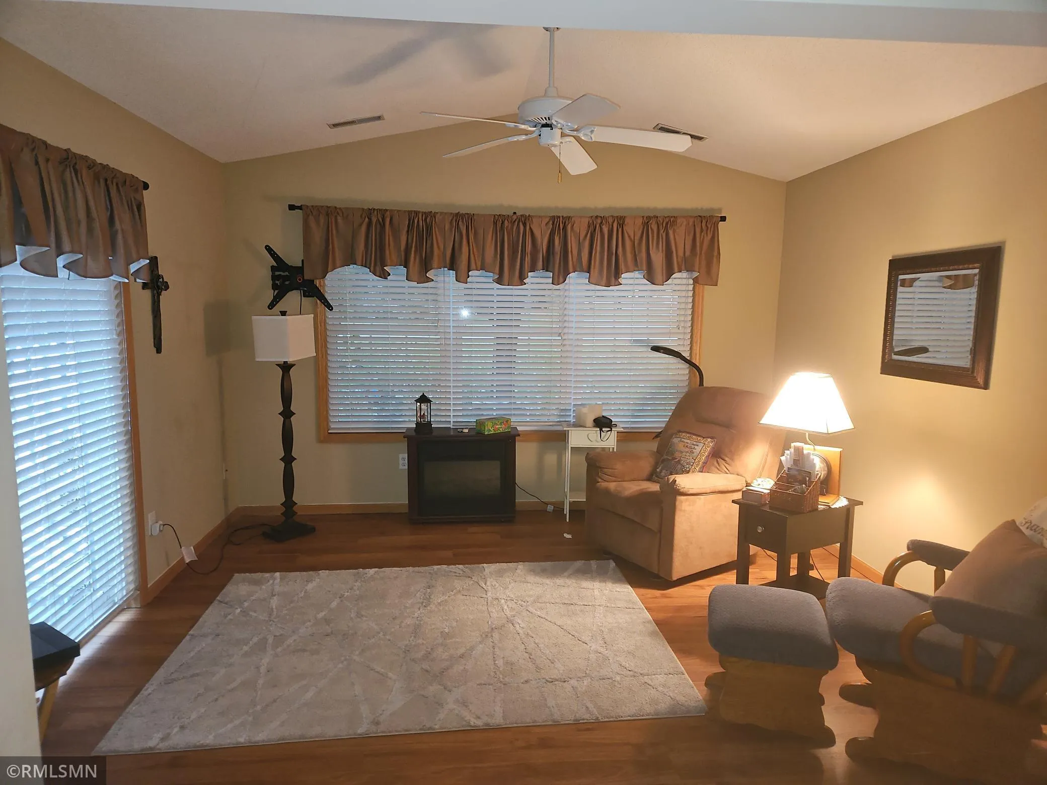 Photo 8 of 3056 Timberwood Court Unit 21