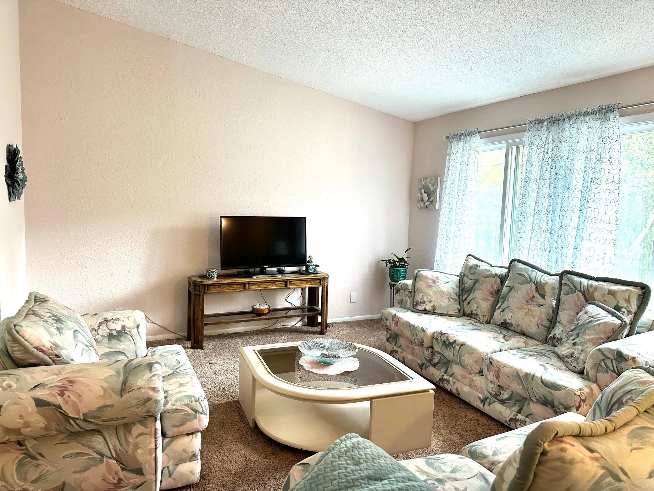 Photo 5 of 6858 Sandlewood Road