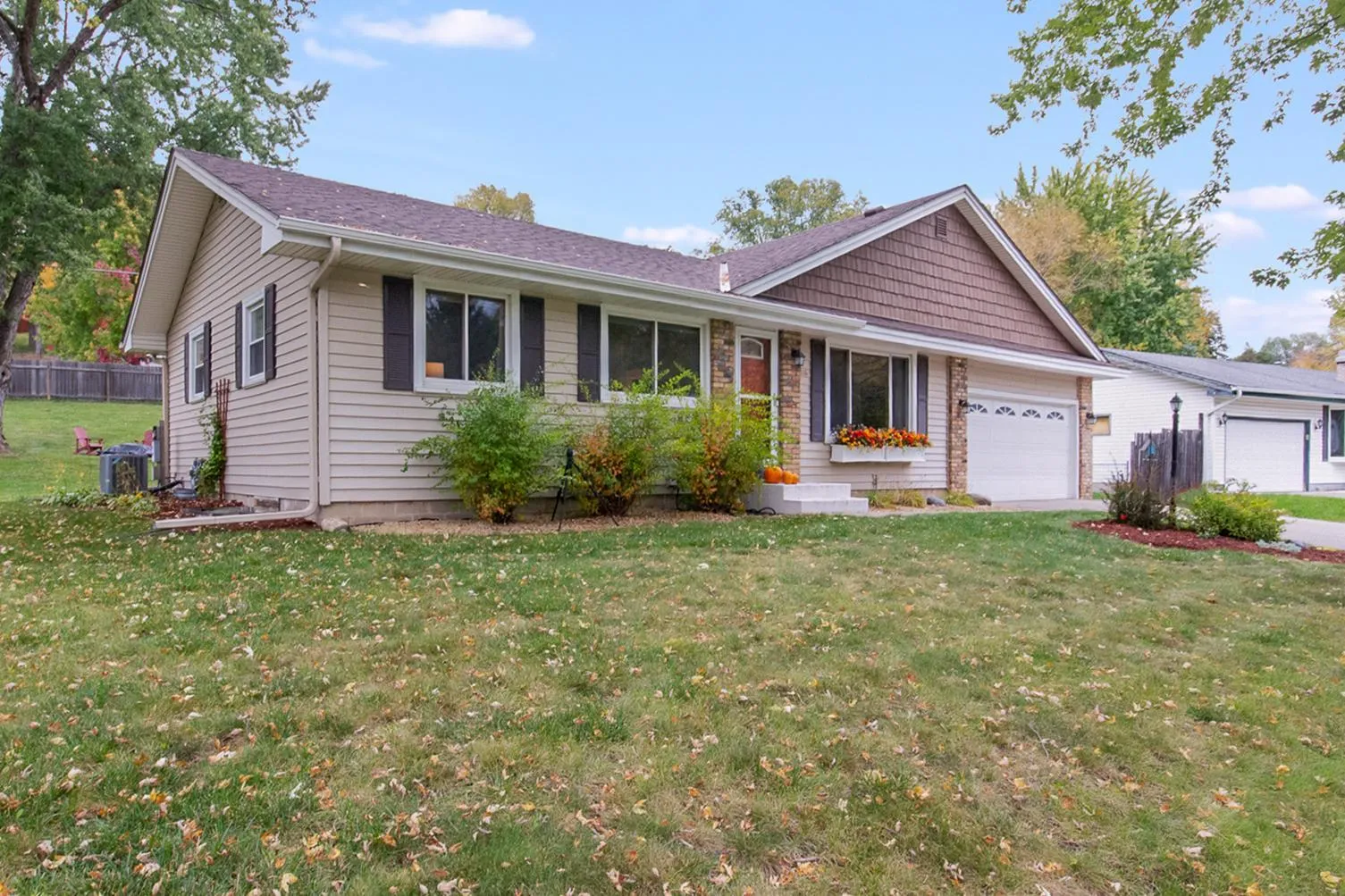 Photo 6 of 116 Meadow N Circle