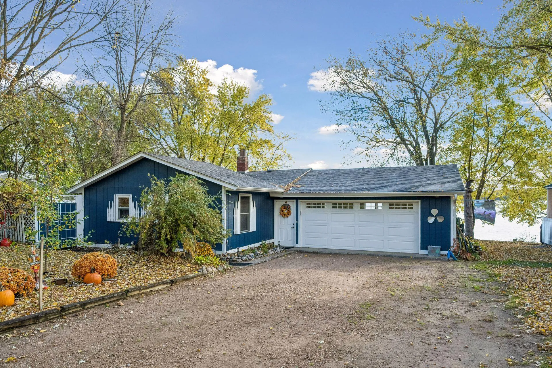 Photo 16 of 27105 Fremont Drive