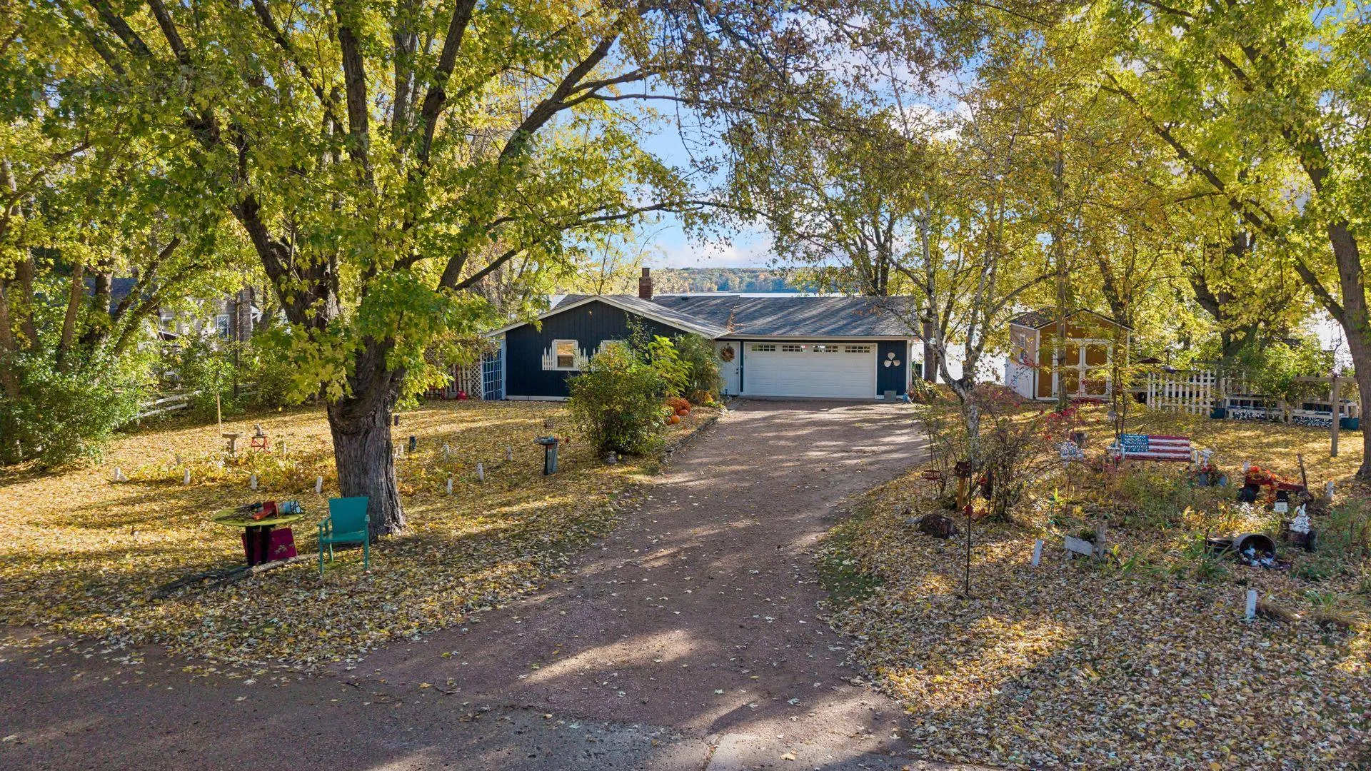 Photo 4 of 27105 Fremont Drive