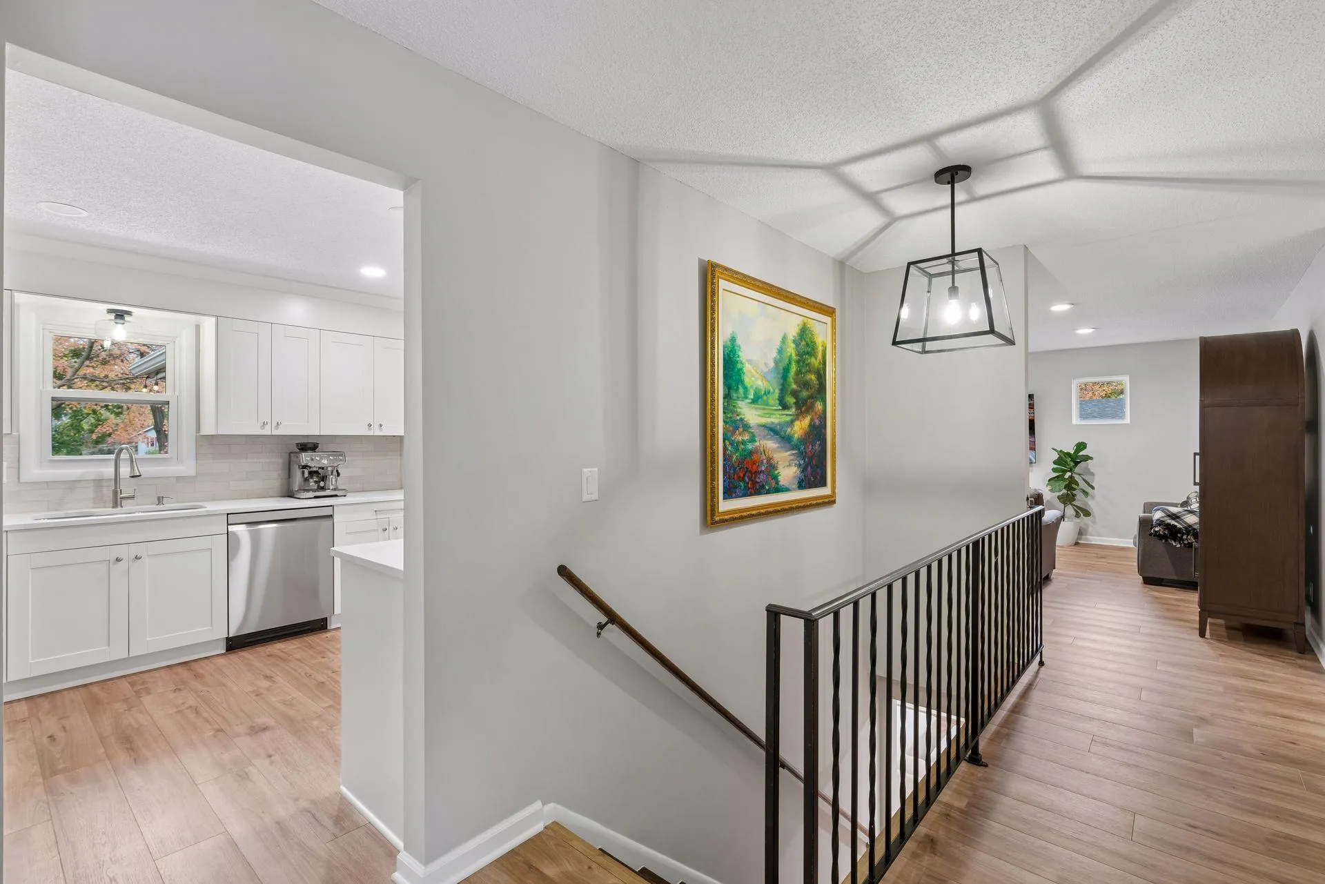 Photo 5 of 13120 Thomas S Avenue