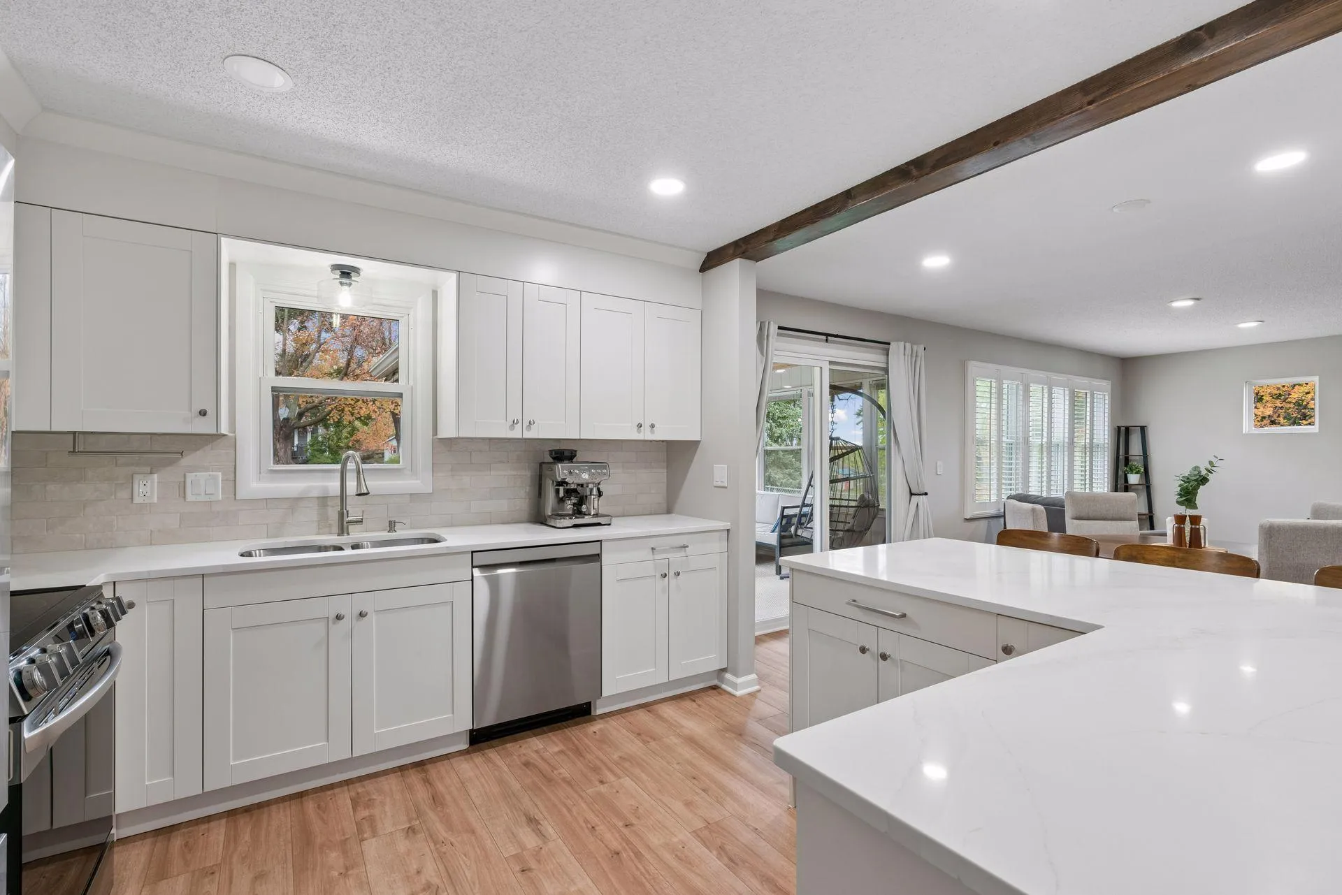 Photo 6 of 13120 Thomas S Avenue