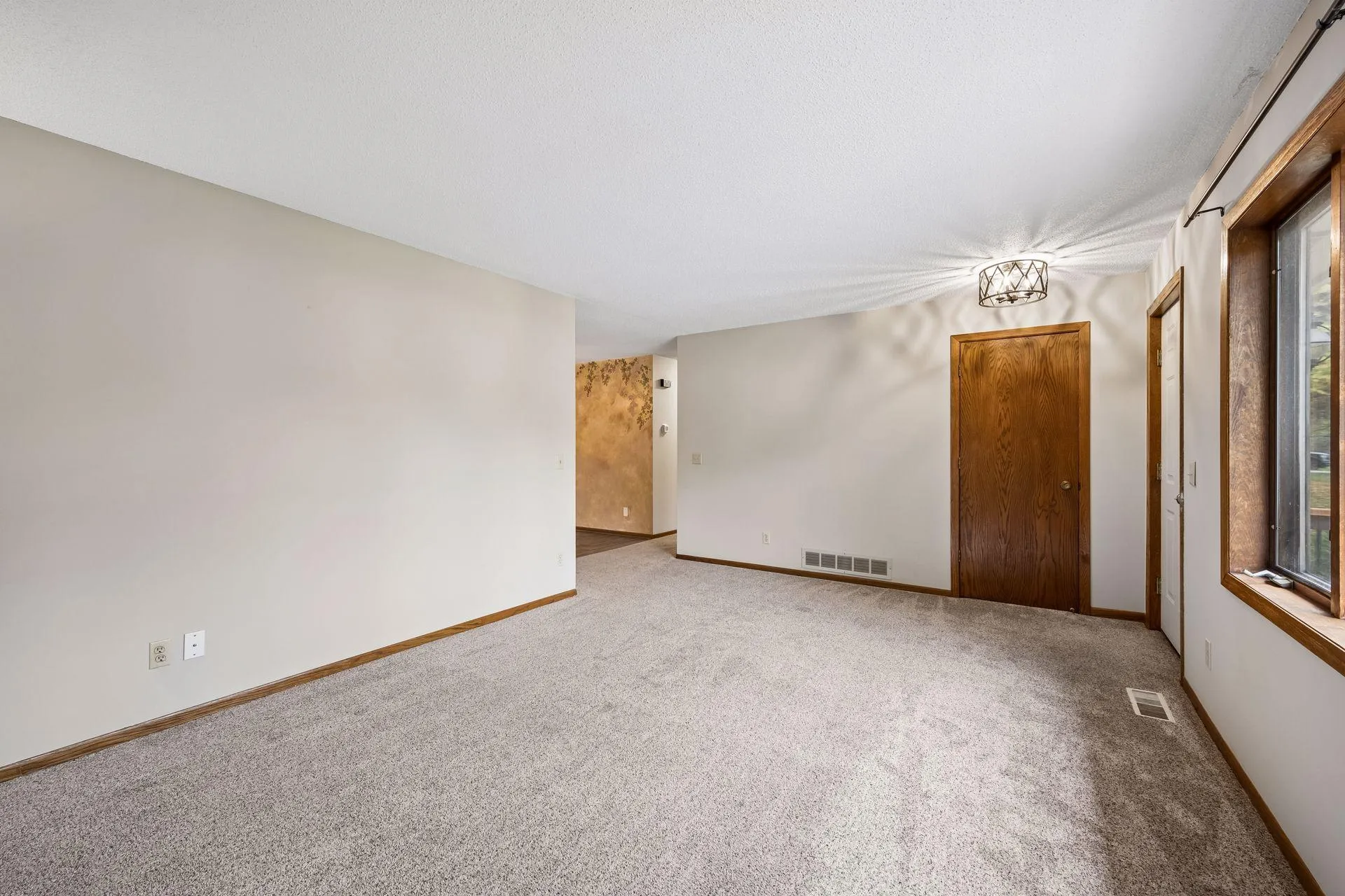 Photo 8 of 521 Park Avenue