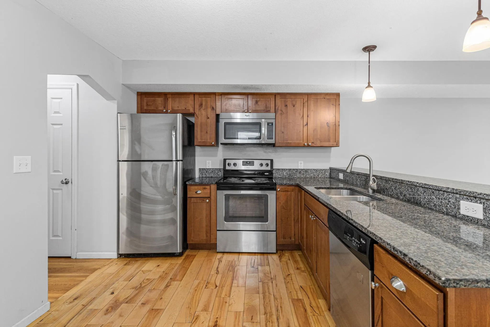 Photo 6 of 857 23rd Se Avenue