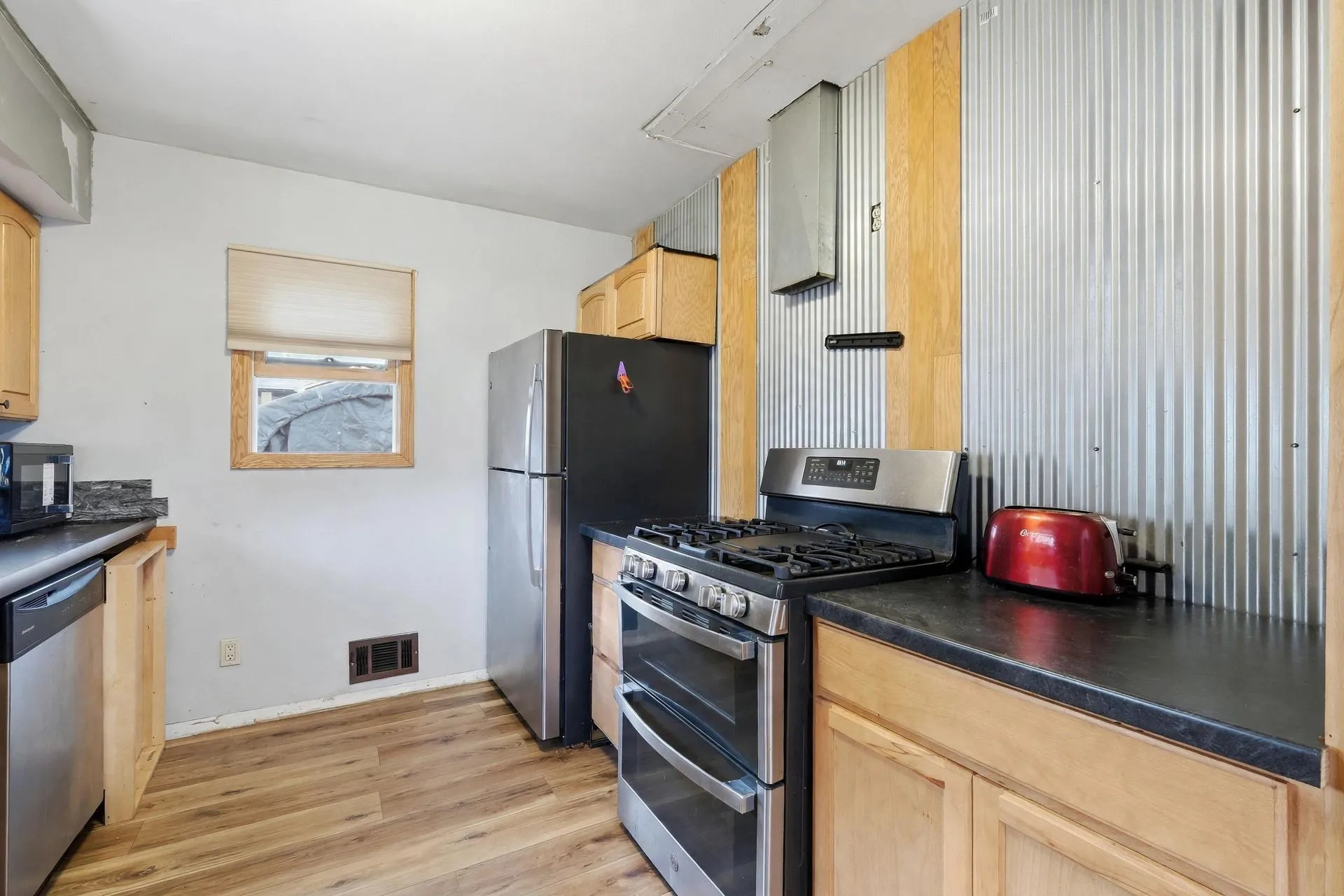 Photo 8 of 7859 Monroe Ne Street