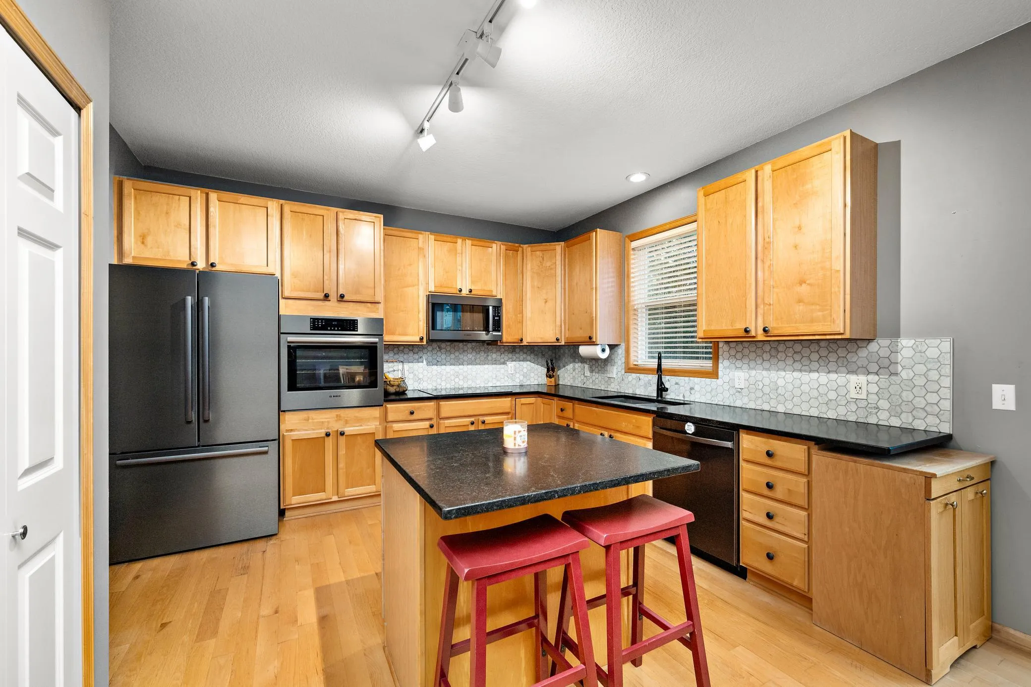 Photo 4 of 6622 Ashton Circle