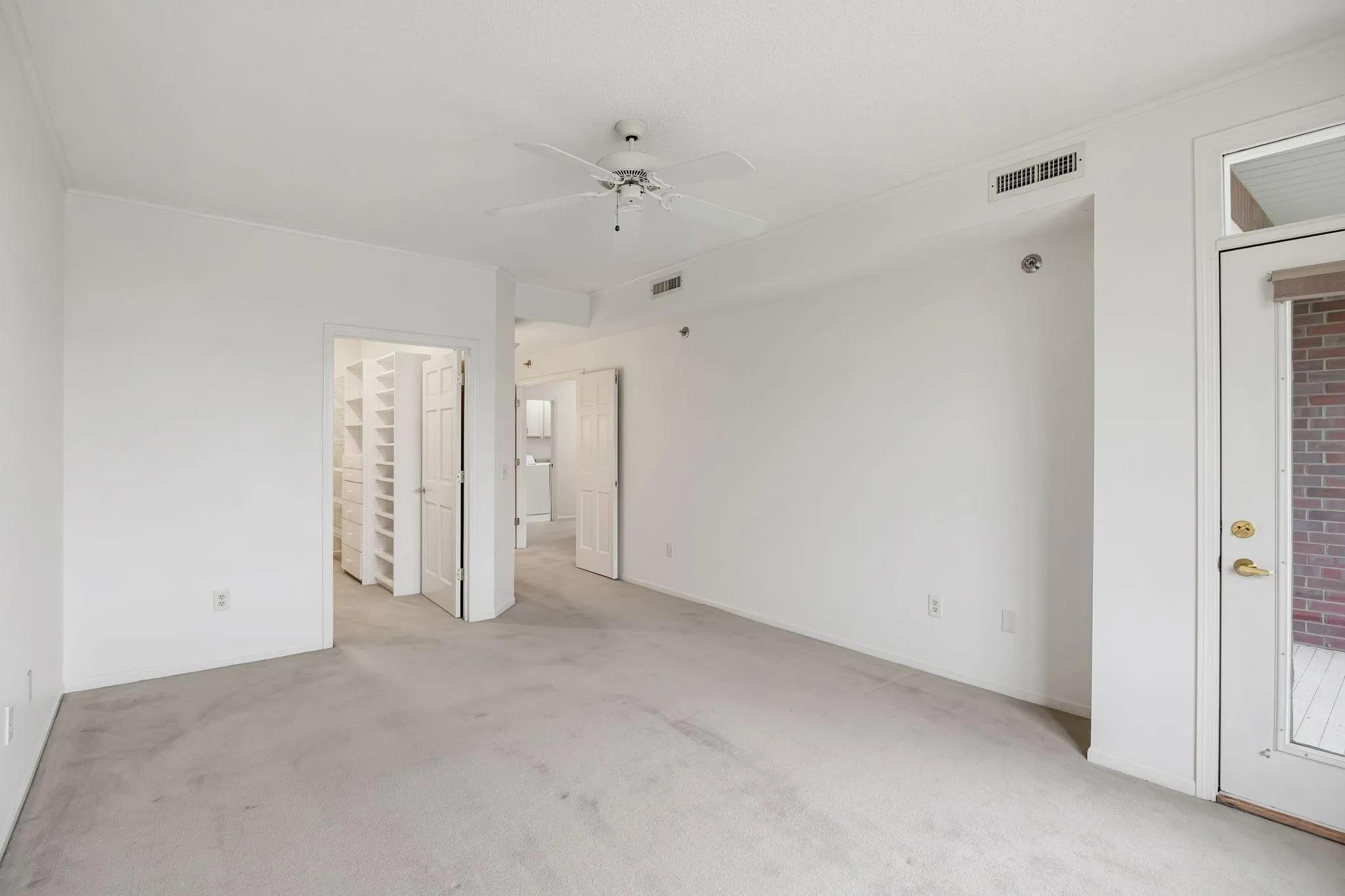 Photo 32 of 7400 Edinborough Way Unit 5205