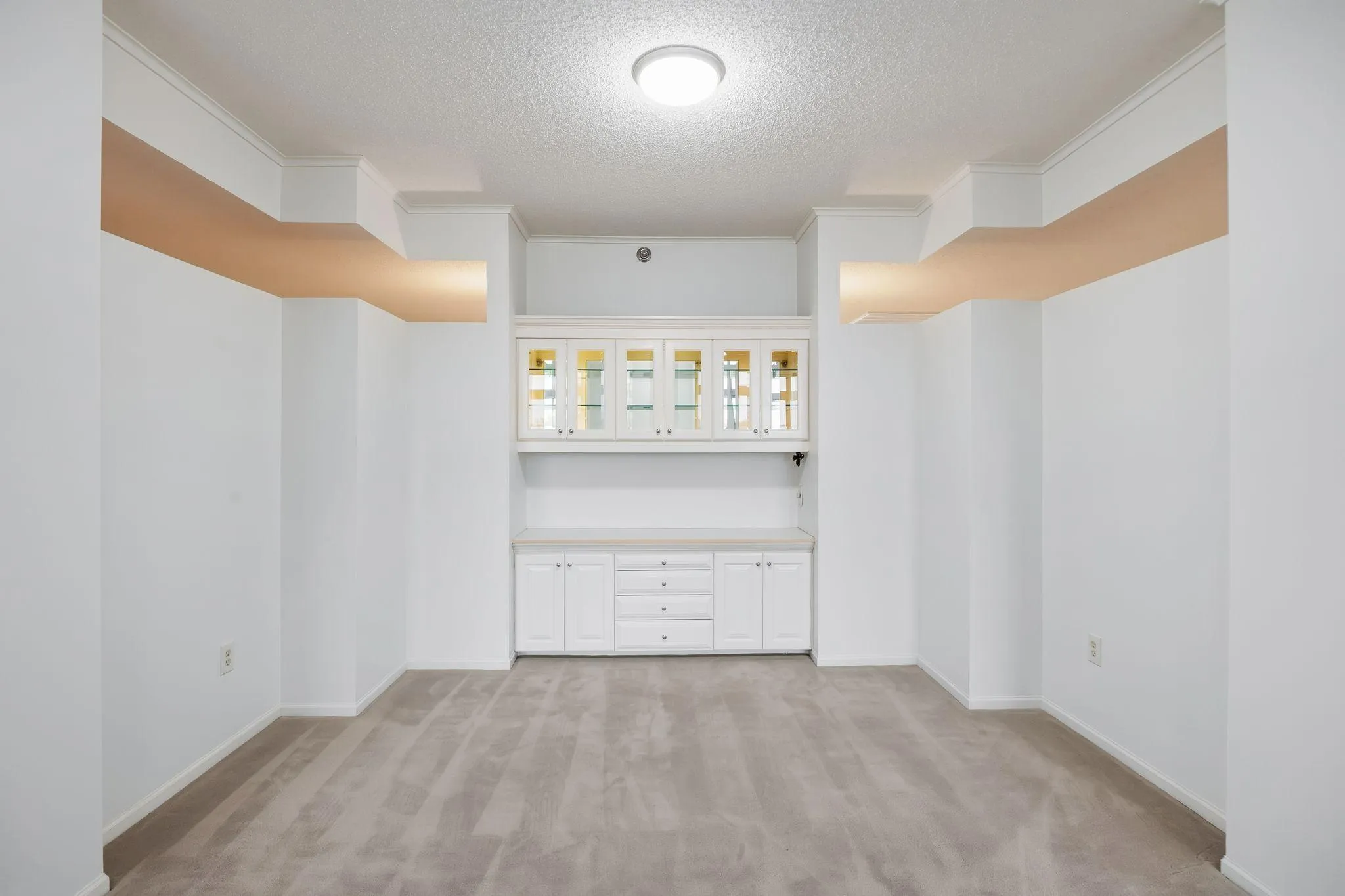 Photo 22 of 7400 Edinborough Way Unit 5205