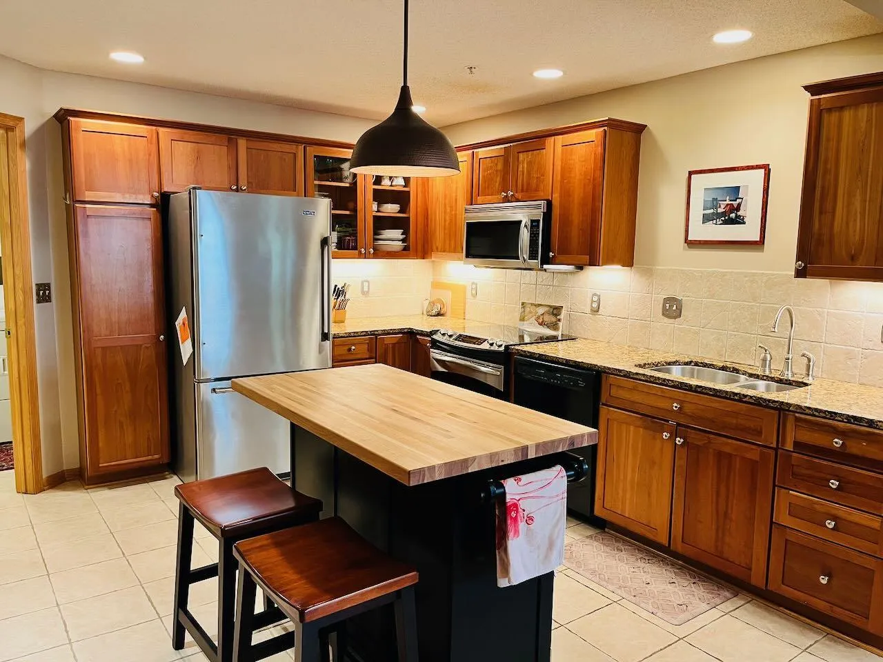 Photo 9 of 7930 Golden Valley Road Unit 1