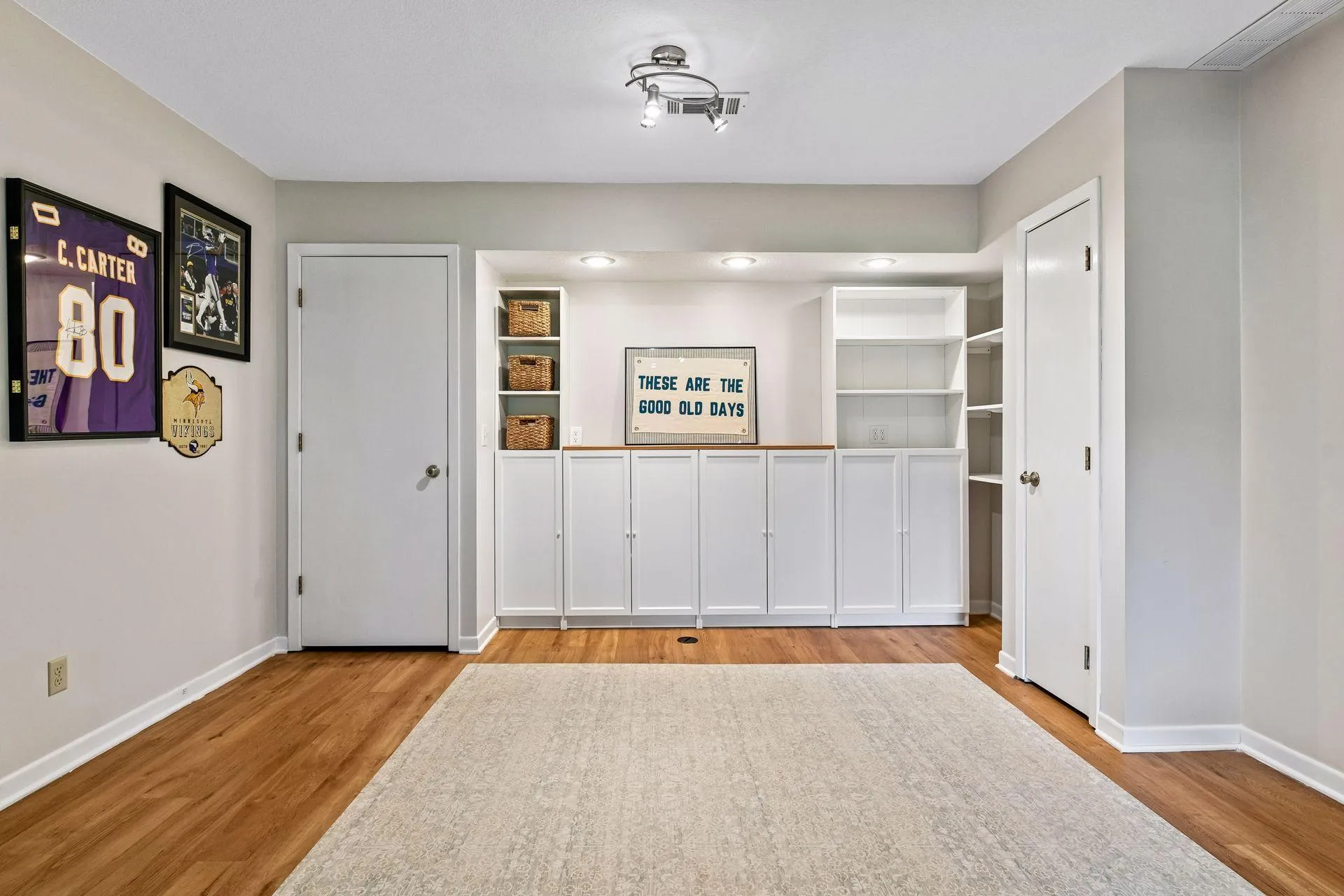 Photo 20 of 18763 Pennington Avenue