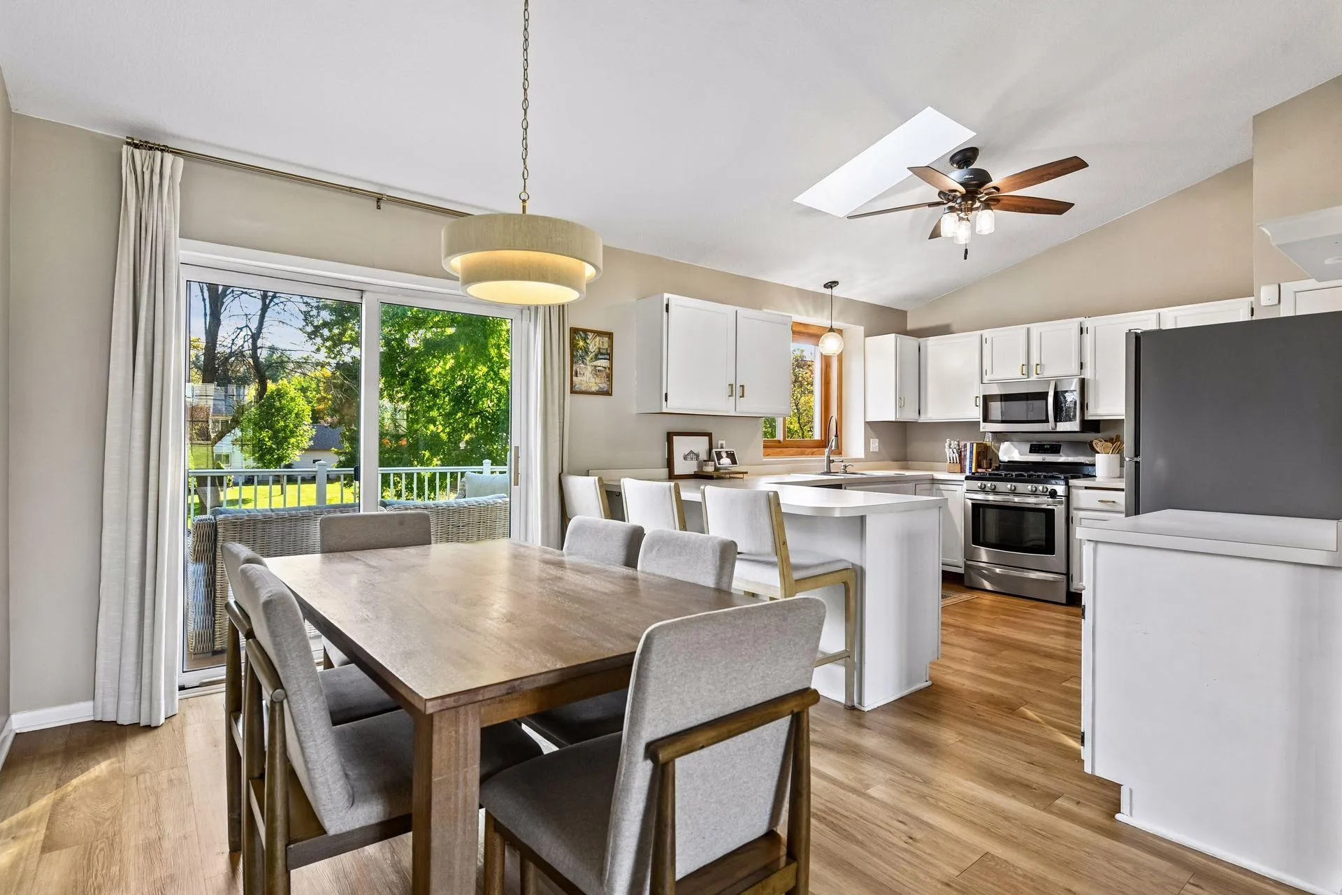 Photo 10 of 18763 Pennington Avenue