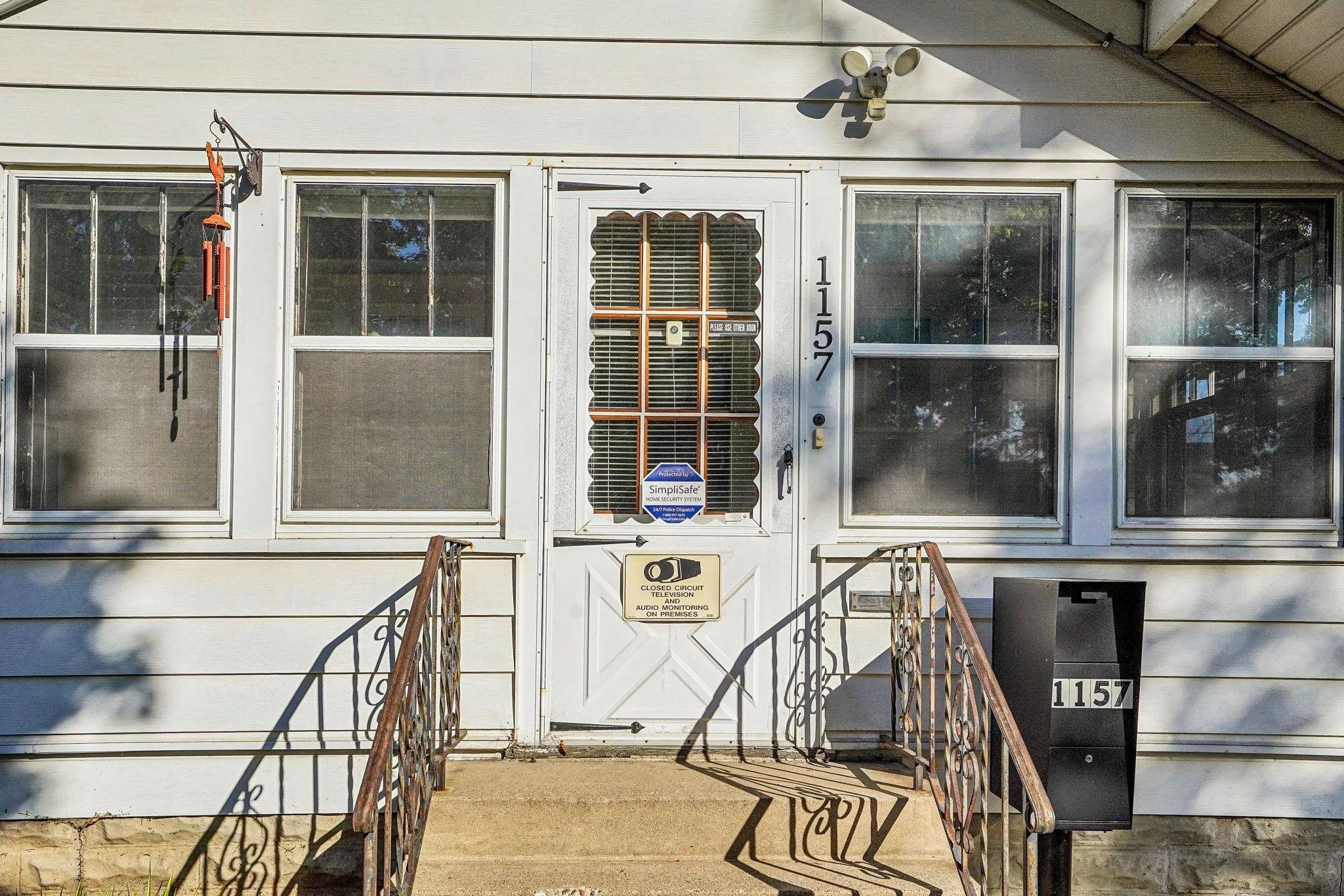 Photo 4 of 1157 Maryland E Avenue