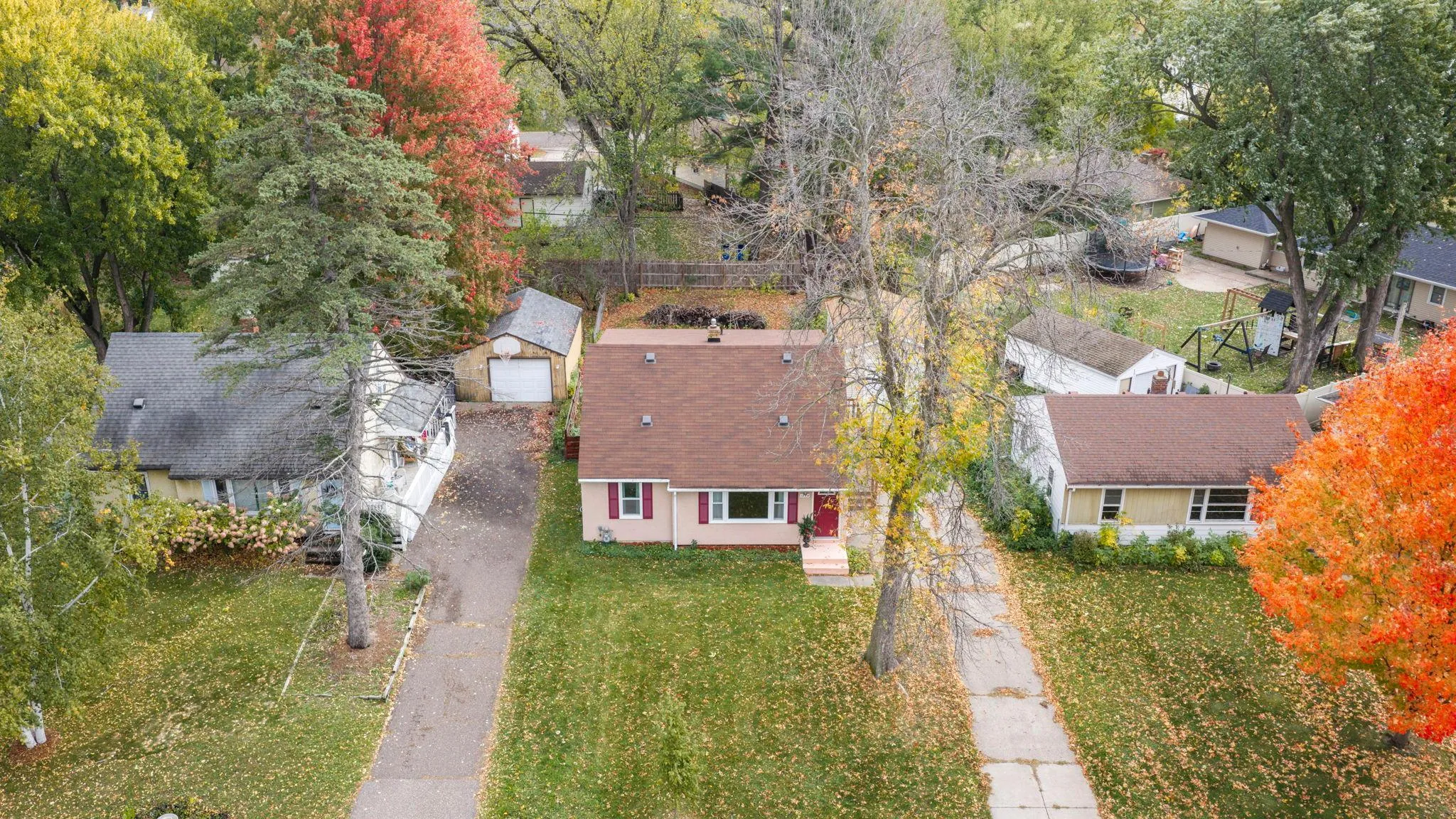 Photo 38 of 1844 Barclay Street