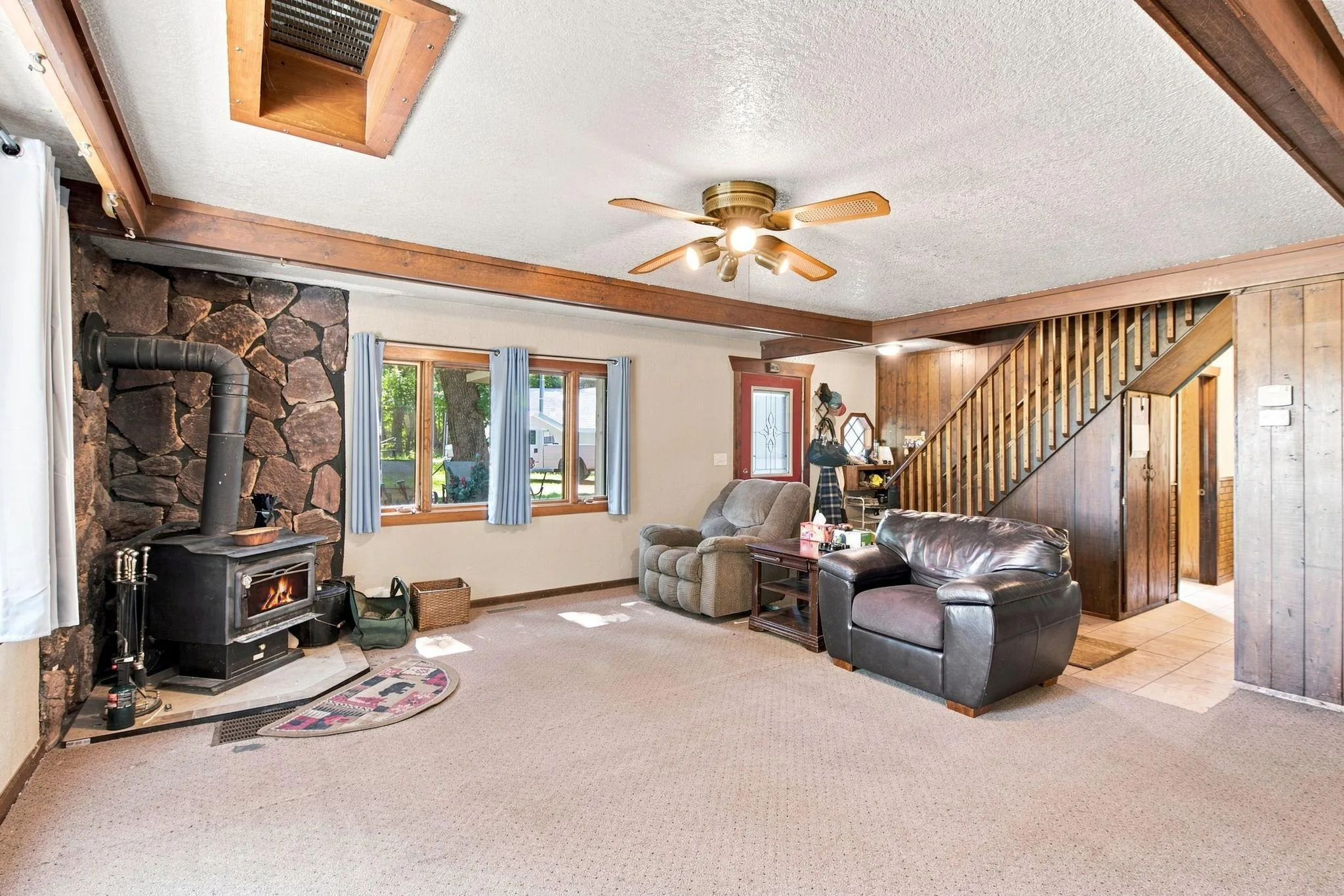 Photo 17 of 25053 Typo Creek Ne Drive
