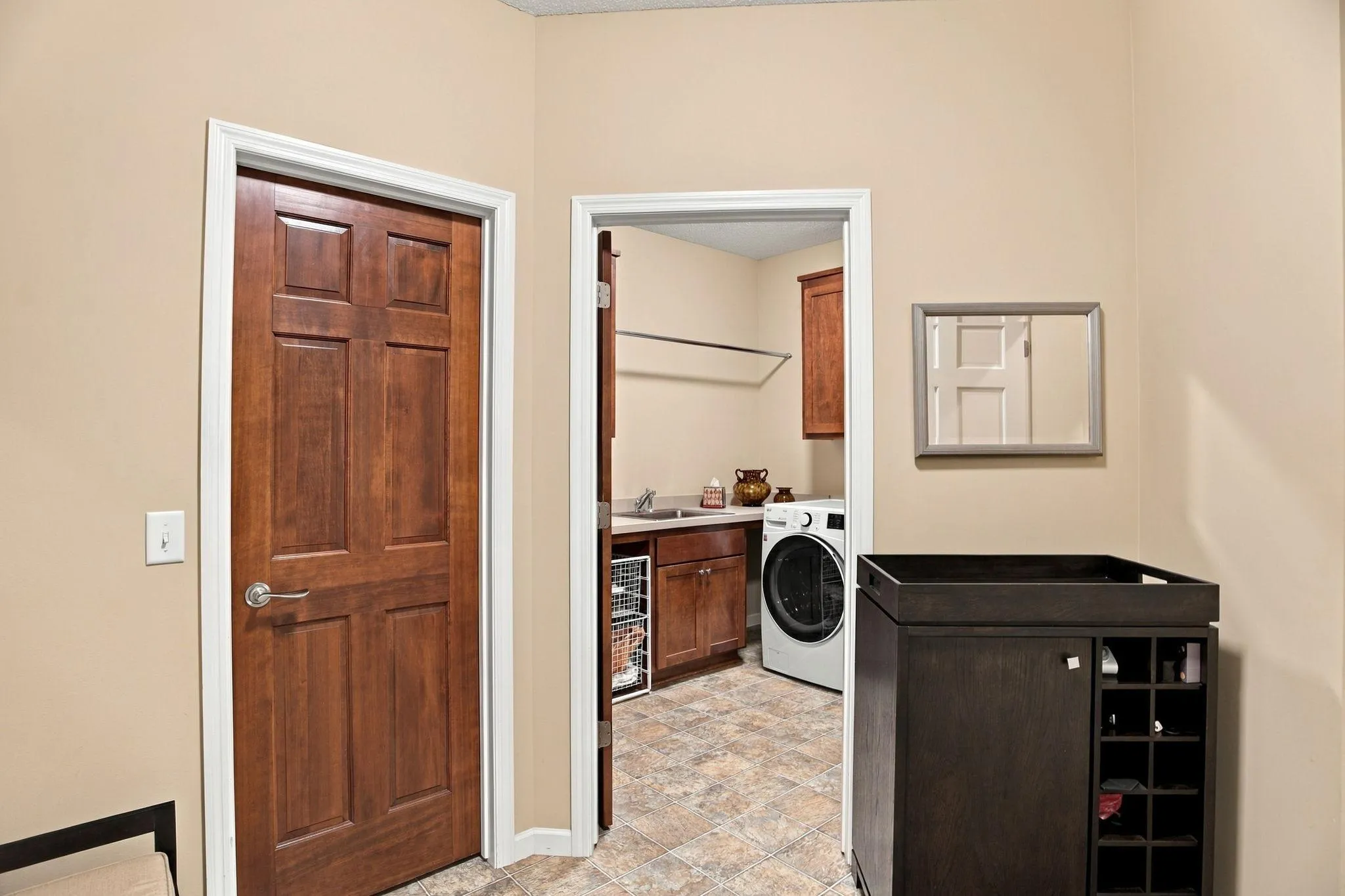 Photo 8 of 6042 Clarion Circle