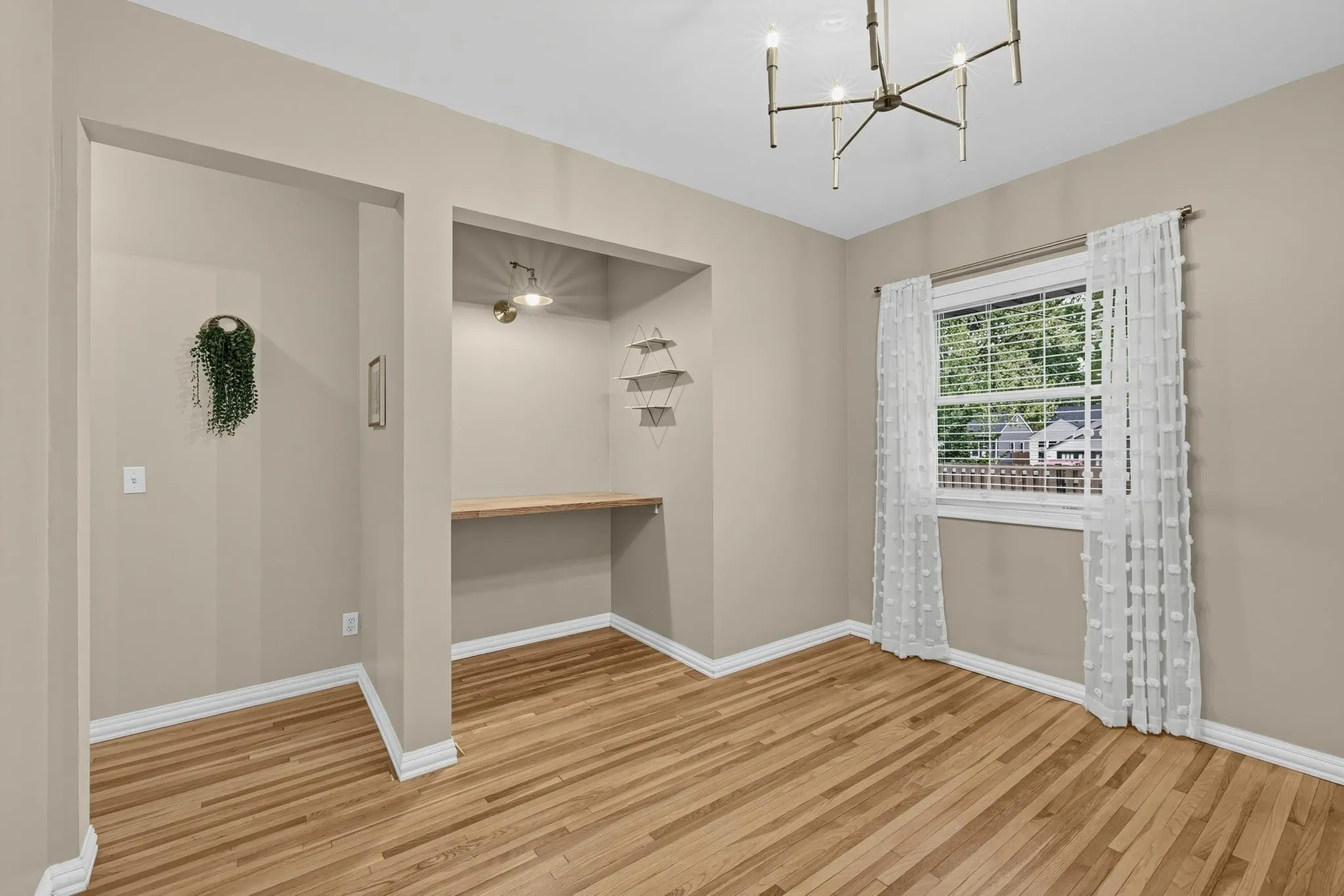 Photo 11 of 3514 3rd Ne Street