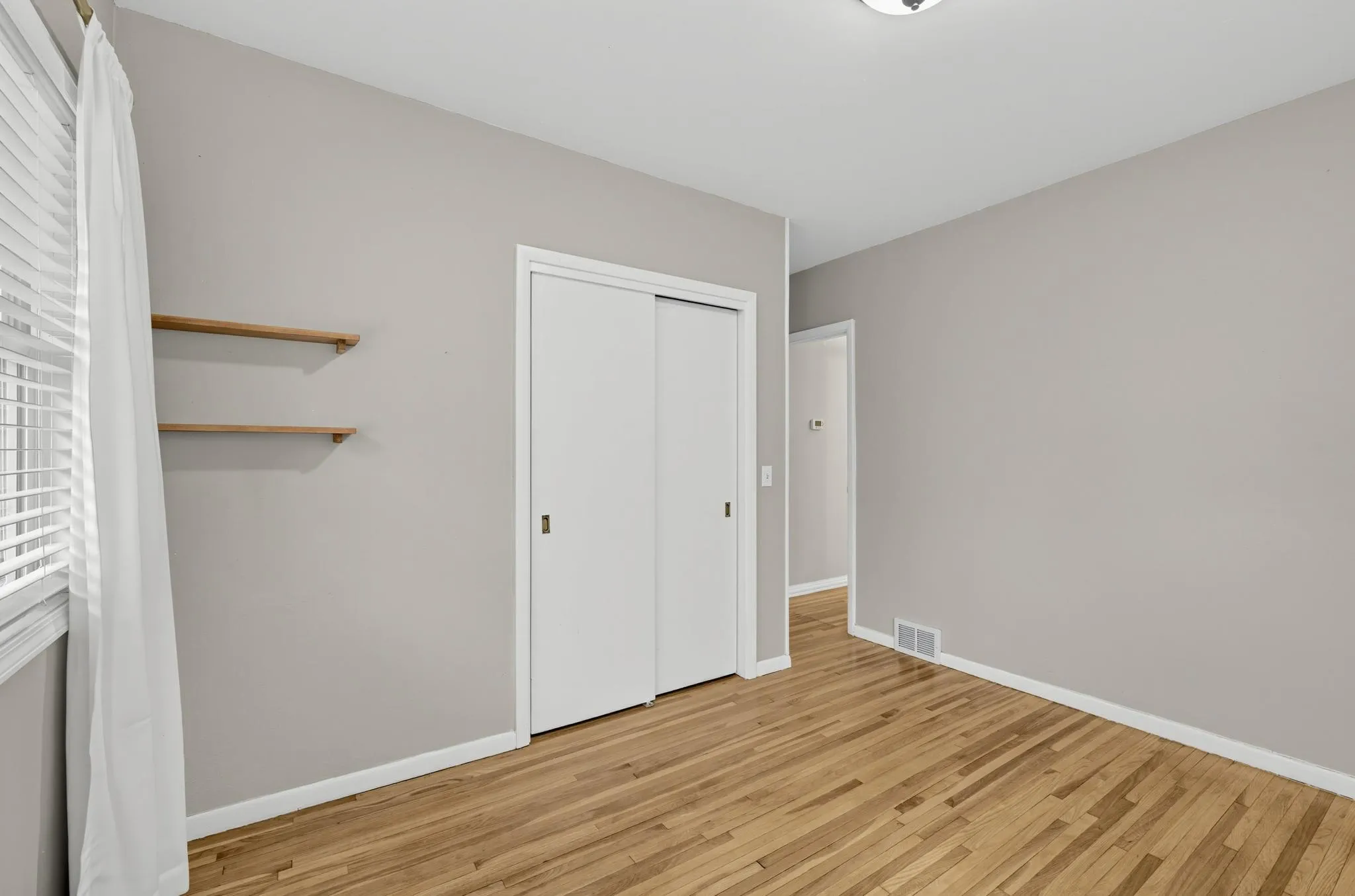 Photo 8 of 3514 3rd Ne Street
